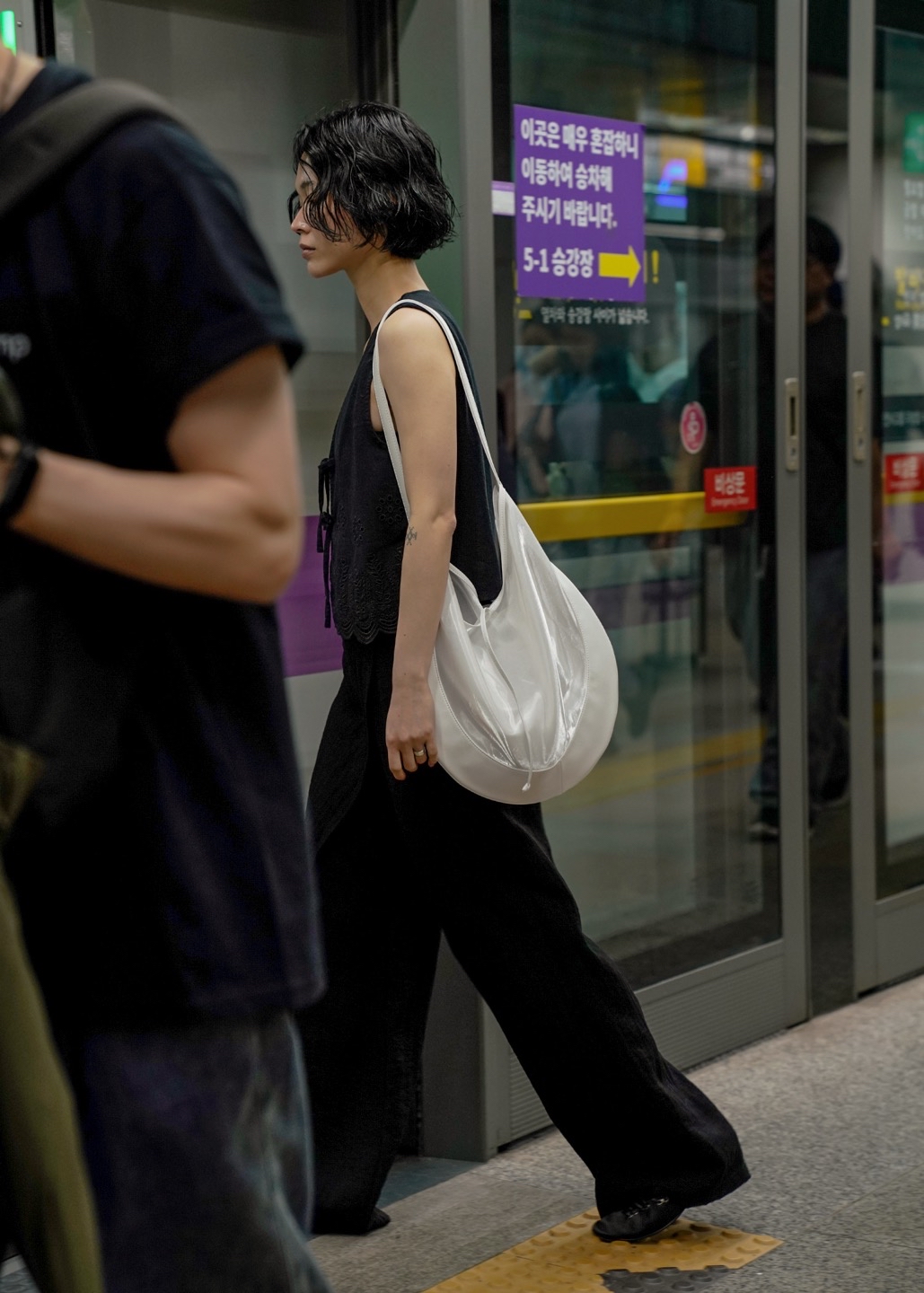 🇰🇷韓國Kwani - Curvee Hobo Bag Organza White