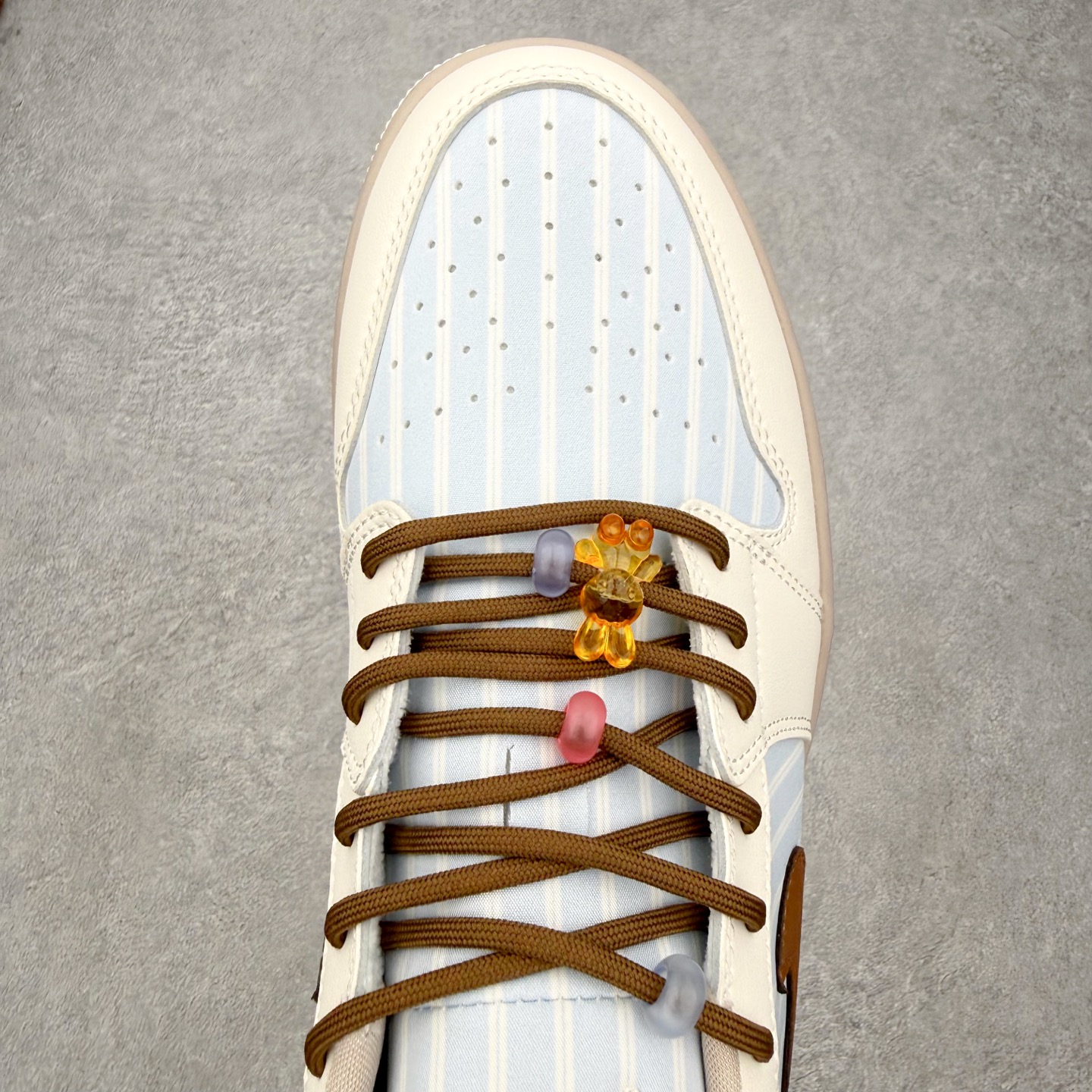 Nike Air Jordan 1 Low SE IR7553-422