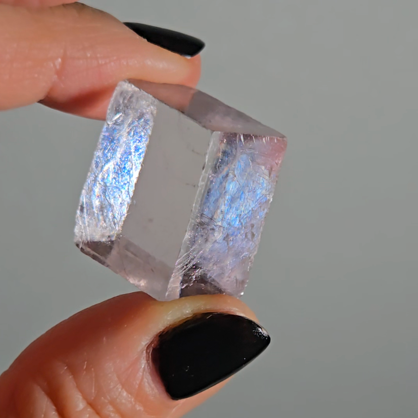 Purple calcite cubes with rainbows, transparency - PC4