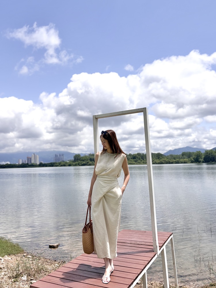 Effortless Wrap Dress (Oat)