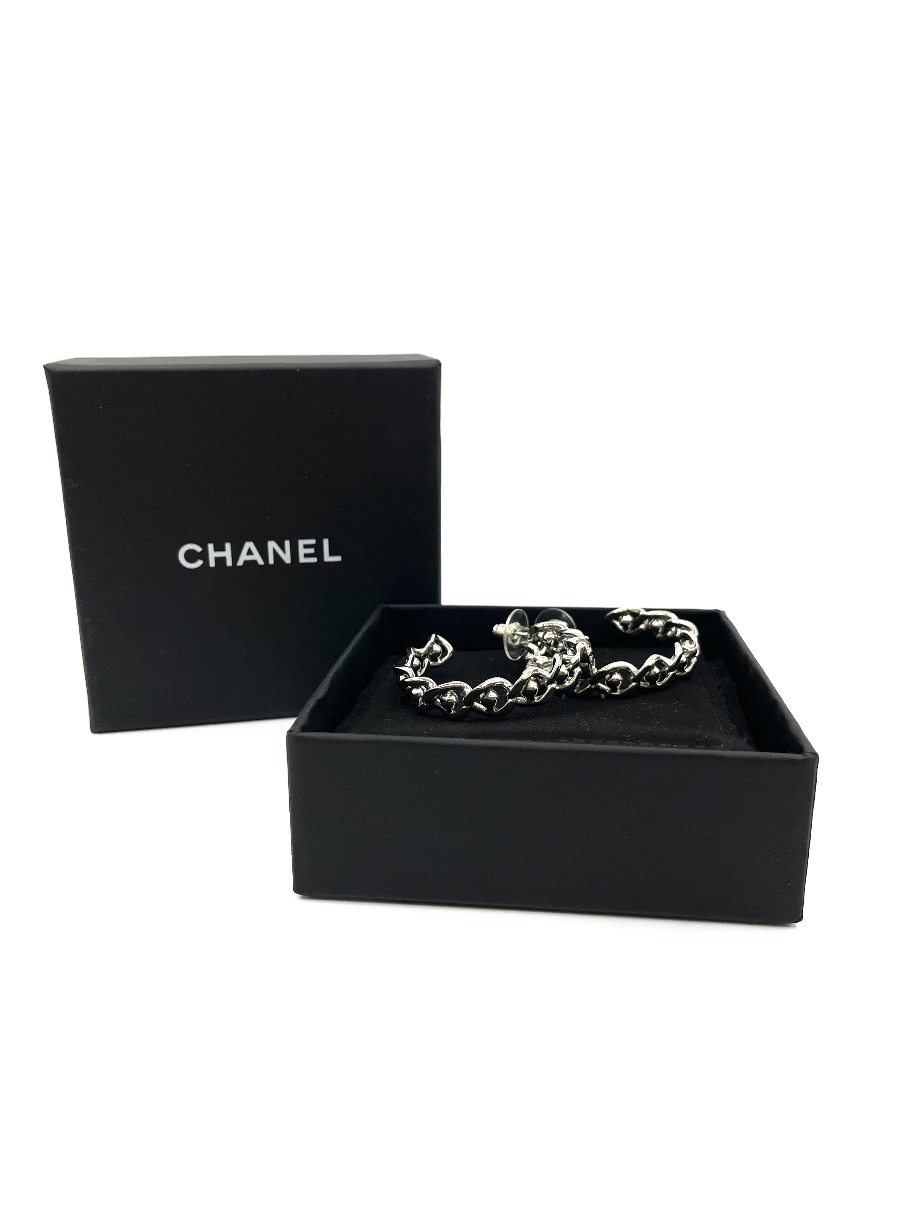 Pre-owned CHANEL classic CC logo earrings/ Product Code:2492416