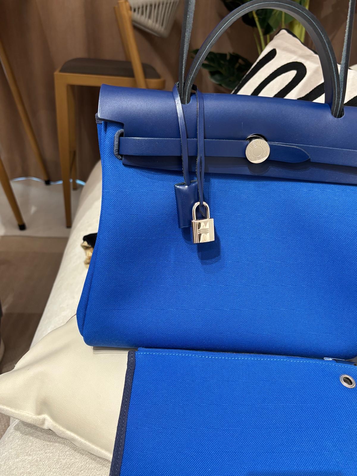 Hermes Herbag 31 Stamp Z bleu billard/bleu saphir 100%Authentic, 98%New ✅專門店收據 ✅Key Lock✅Dust bag
