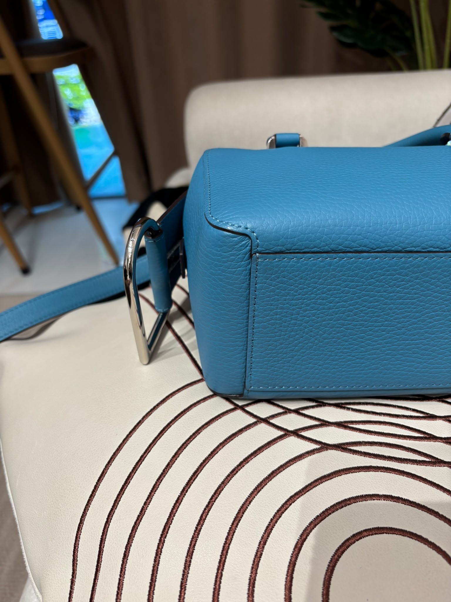 Delvaux Cool box mini calfskin 21cm 2way bag 100%Authentic, 98%New ✅Dust bag