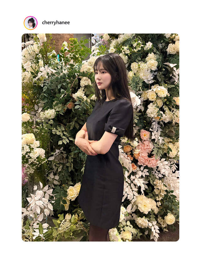 Elegant silky ribbon dress