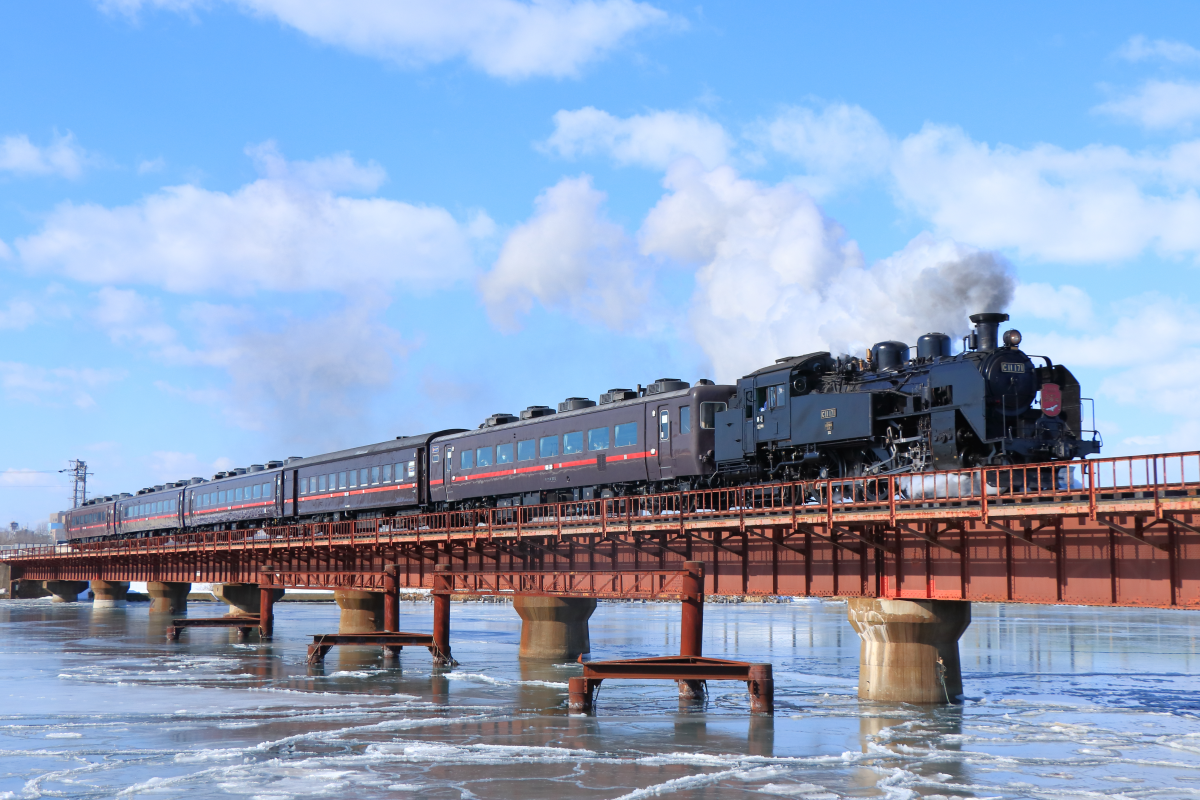 KATO SL冬季濕原號 北海道旅遊列車五節客車泊車廂