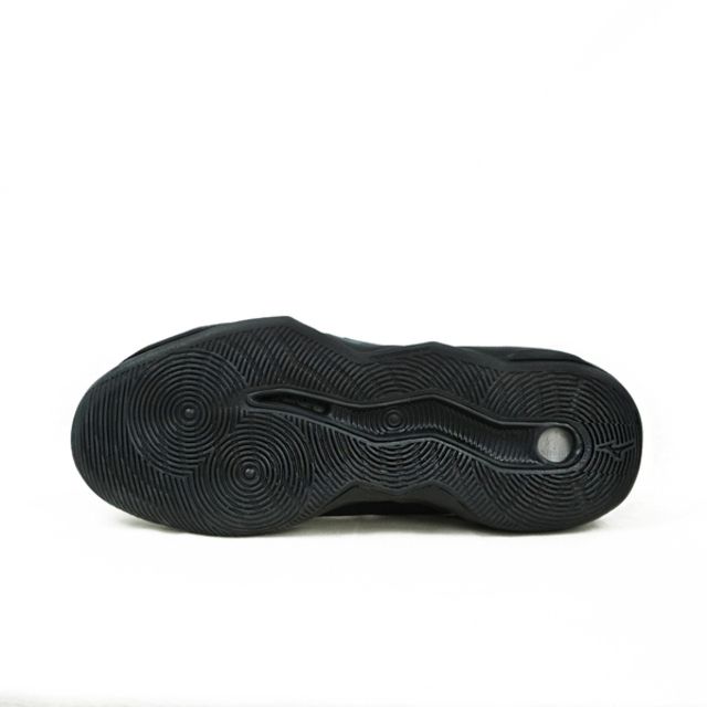 Mizuno Wave Momentum PRO 排球鞋
