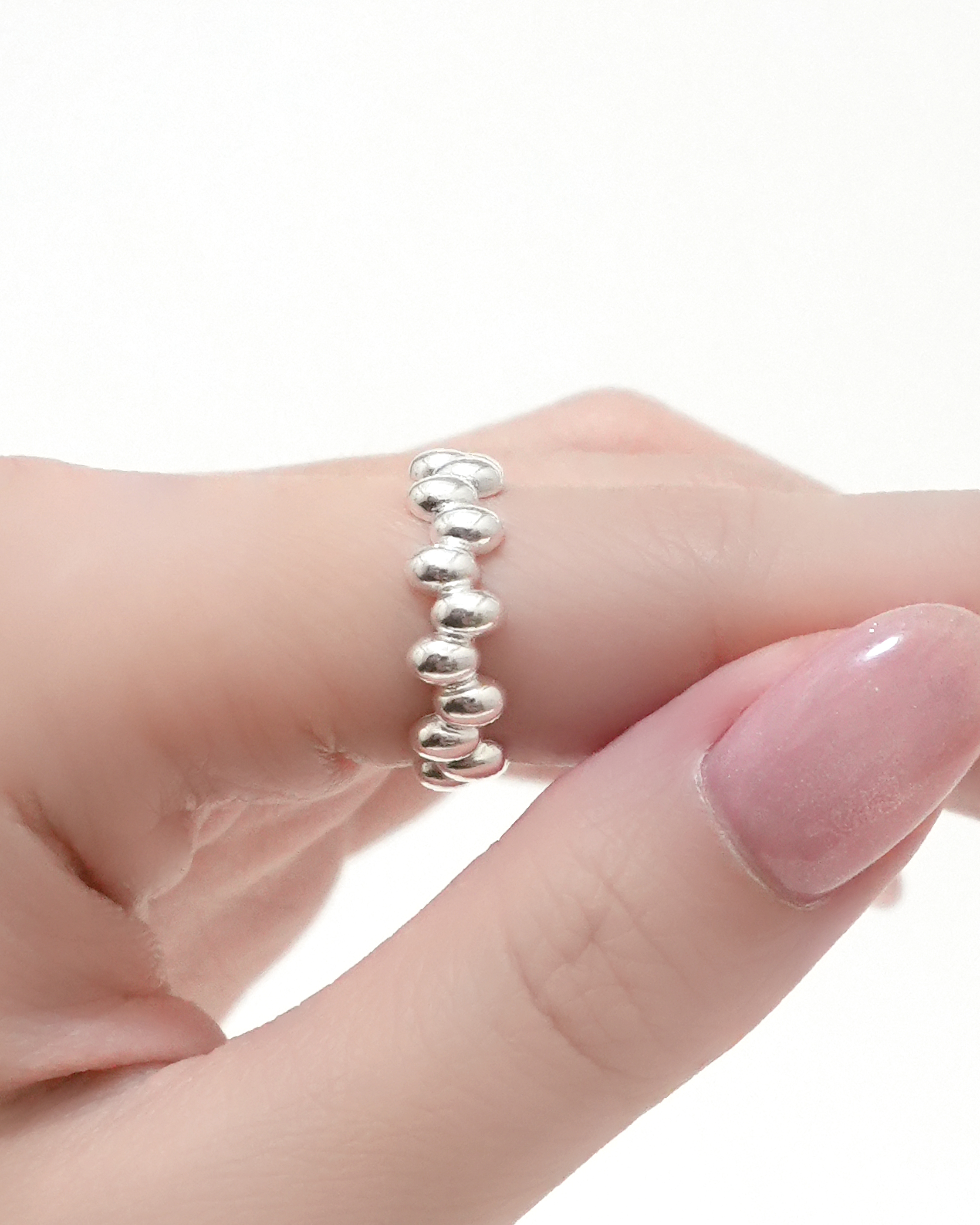 Daybreak Egg Bead Ring