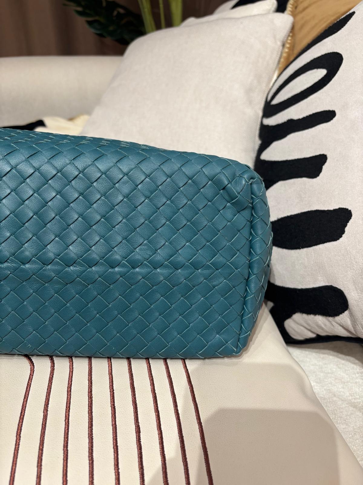 Bottega Veneta BV Shoulder Bag 100%Authentic, 99%New ✅Dust bag