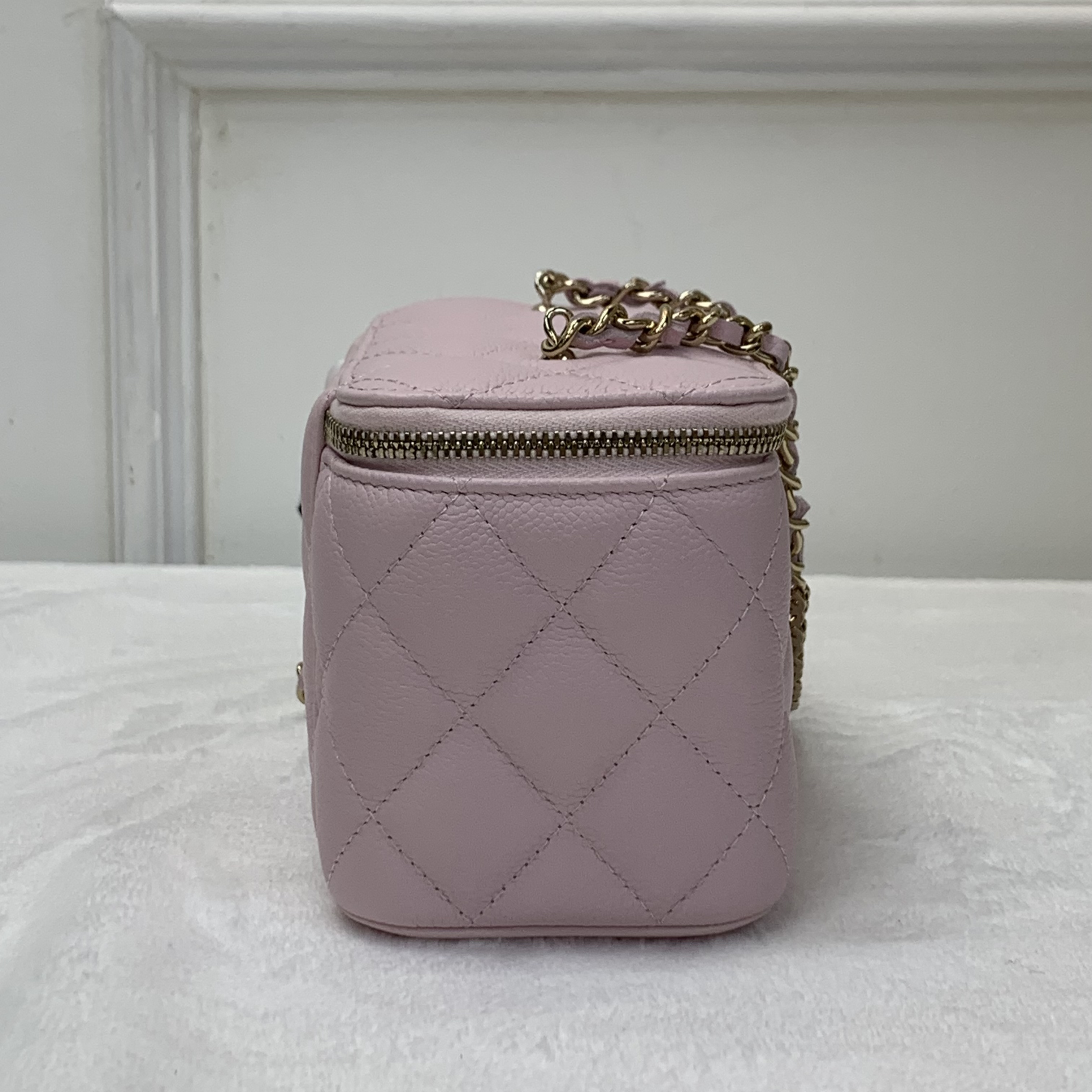 Chanel Long Vanity in Pink Caviar 淡粉化妝包