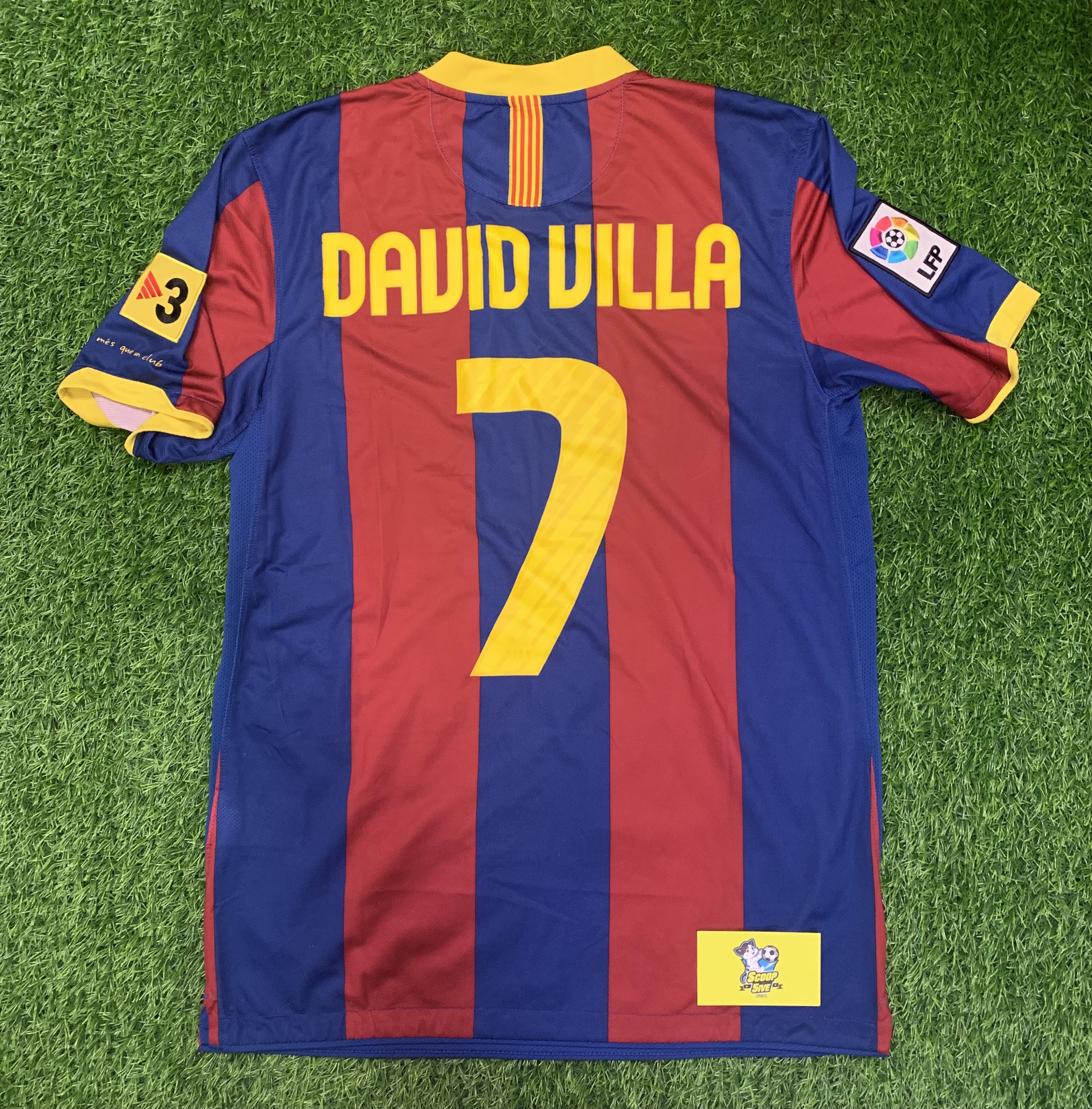 二手 80%新 2010-11 巴塞隆拿 主場 球迷版 短袖 連7 David Villa