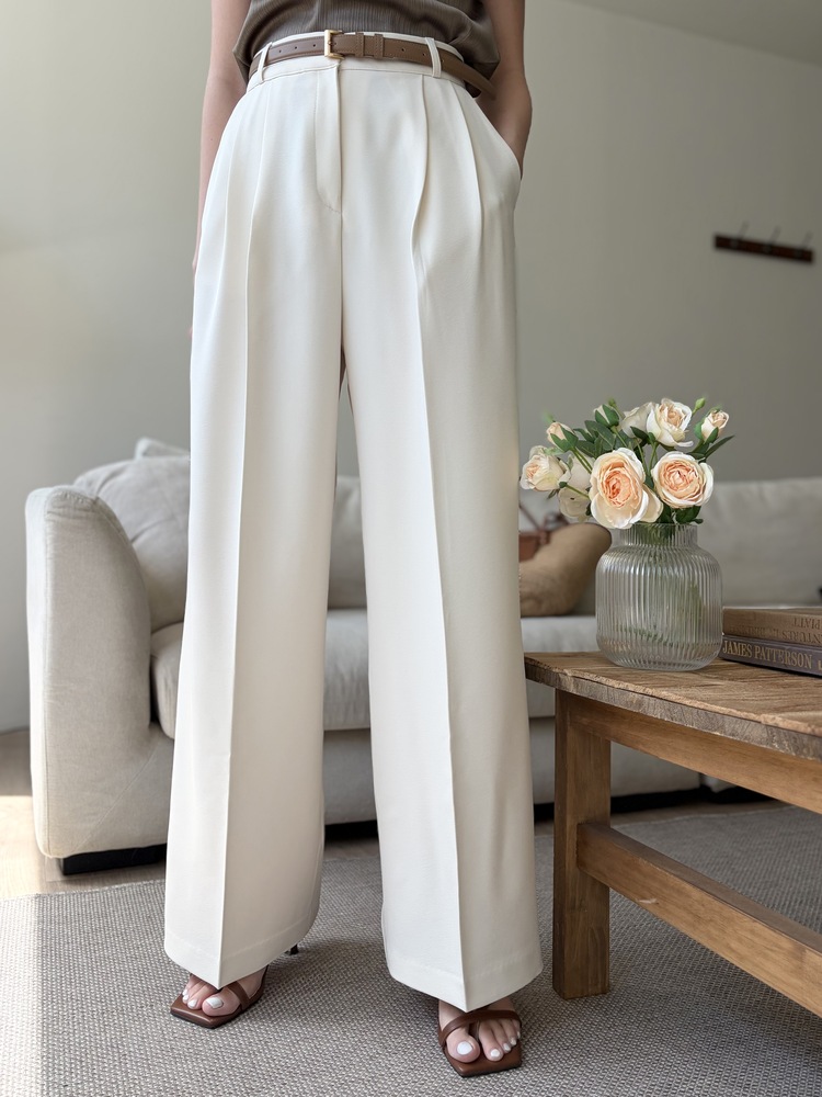 Timeless Pleated Flow Pants (Ivory)