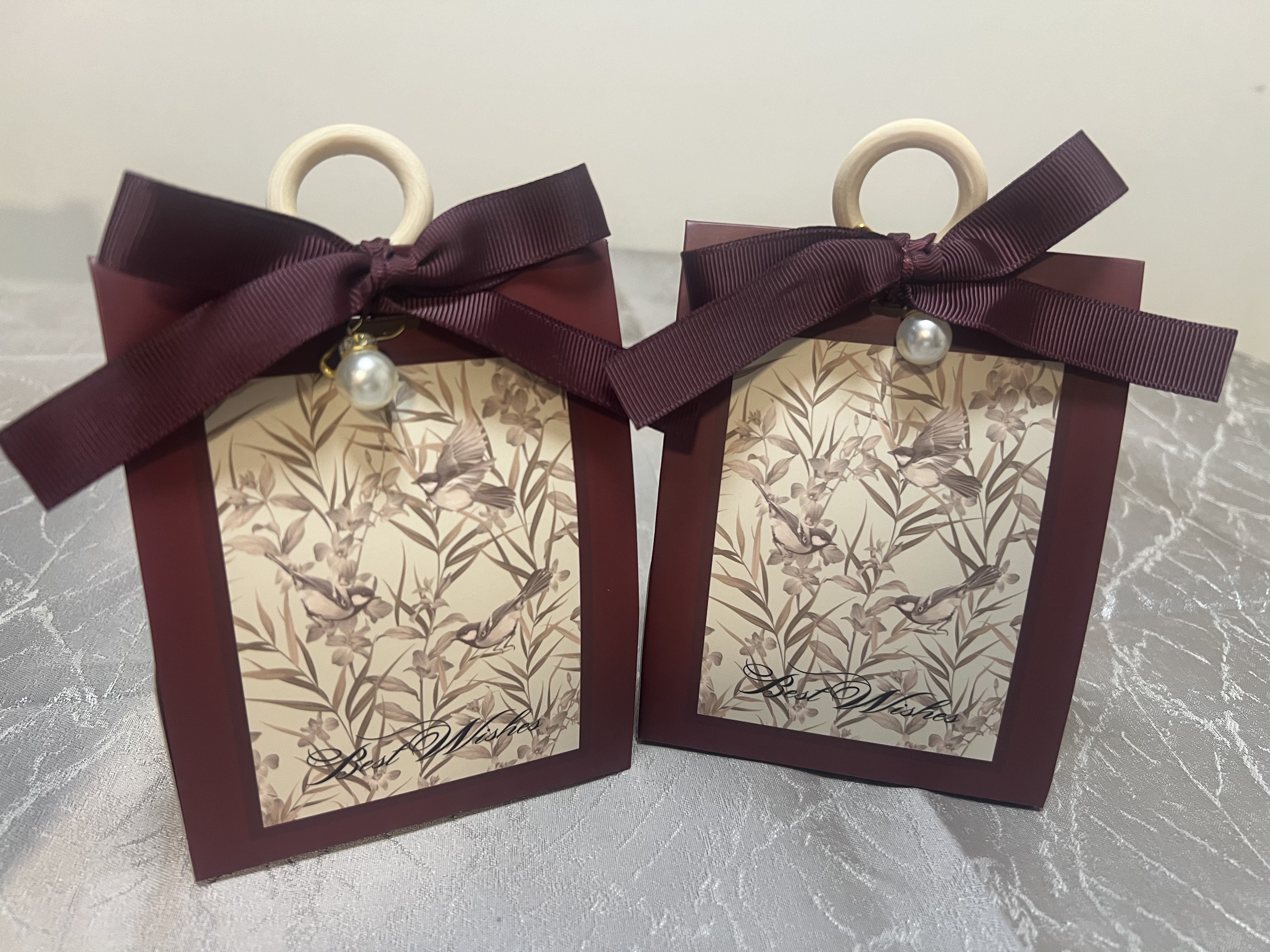 小鳥復古圖案小禮盒(內含2個麵)