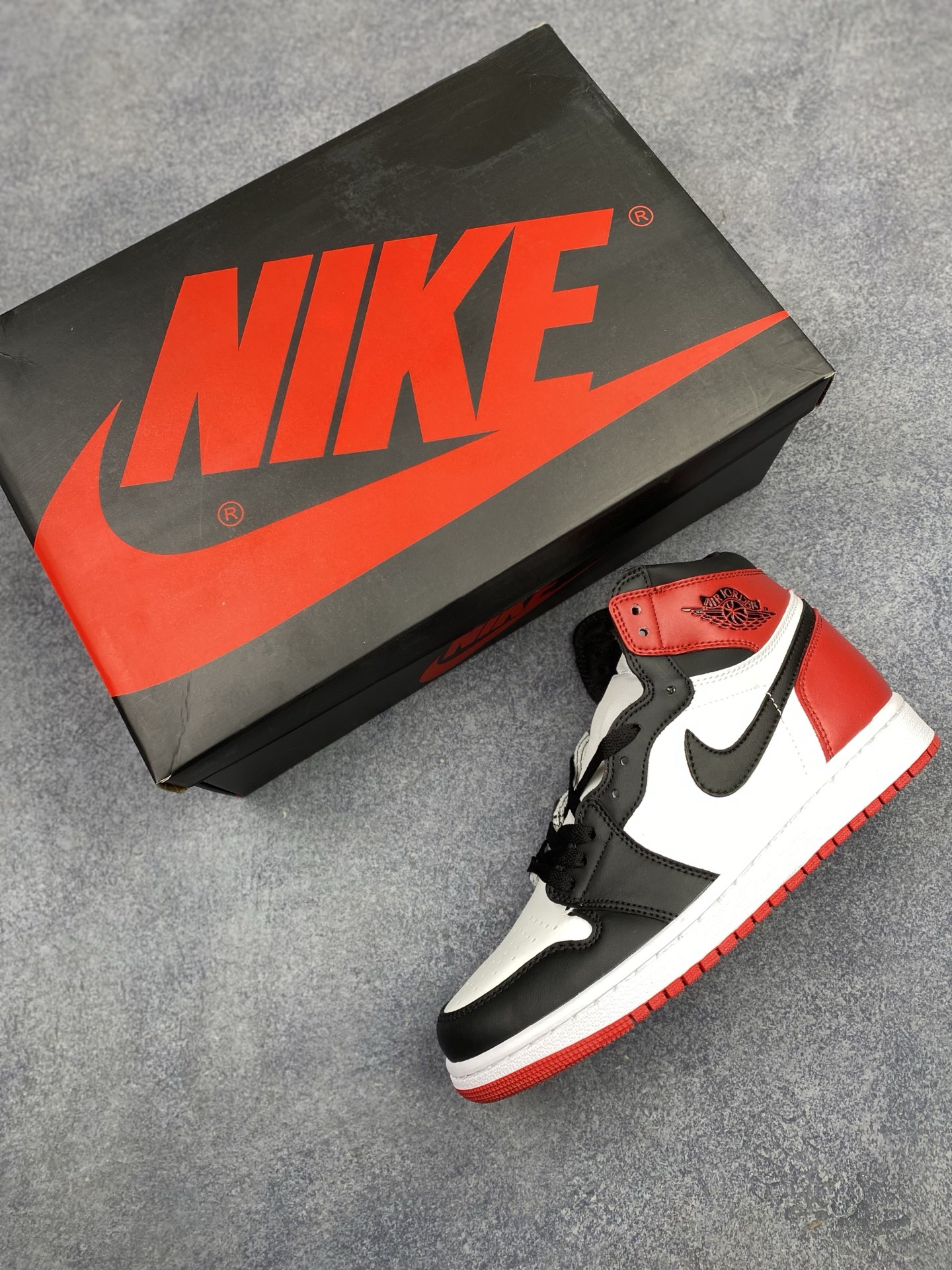 Nike Air Jordan 1 Retro High OG