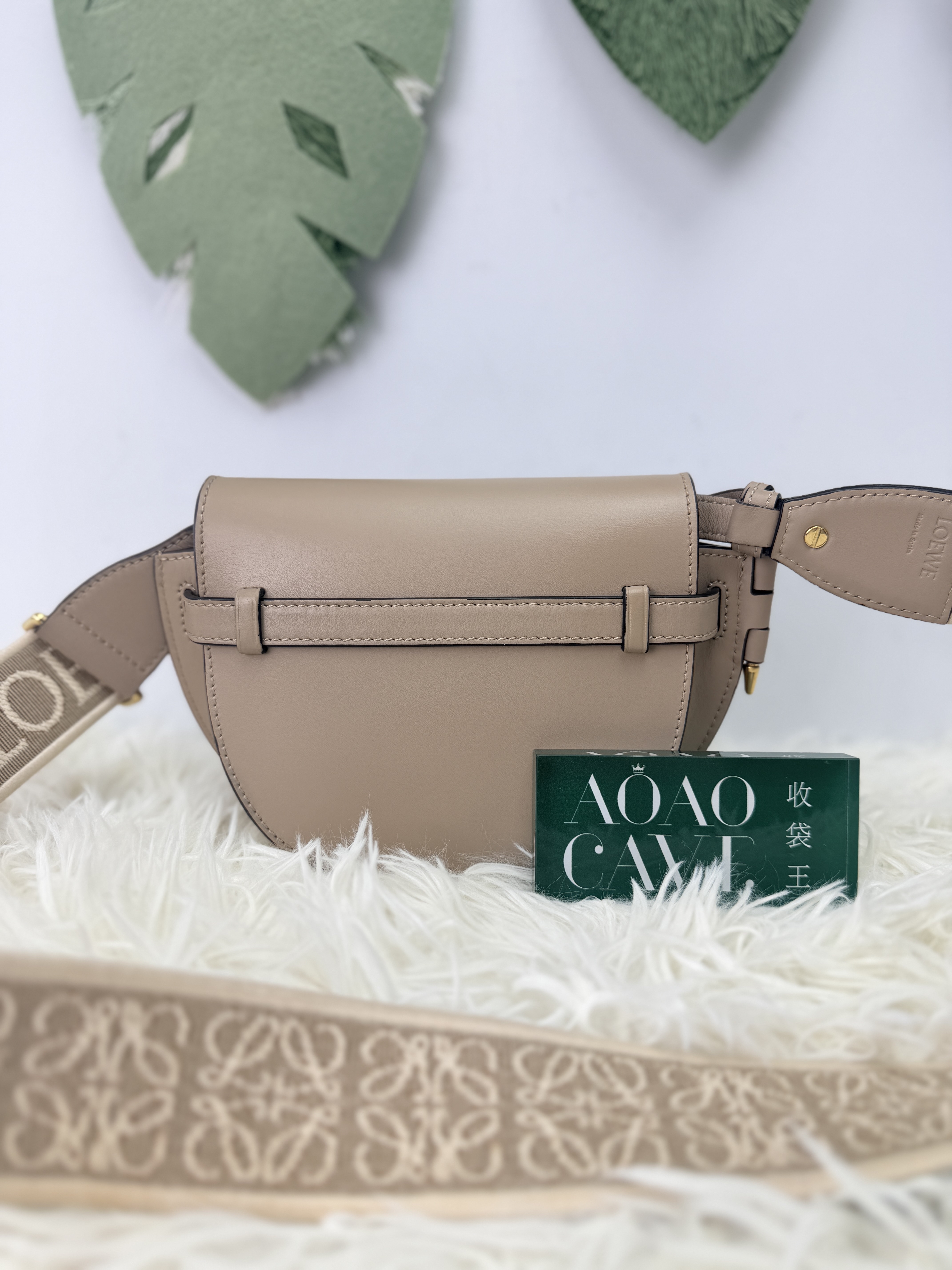 Loewe 🤍PRE OWNED Mini Gate 沙色馬鞍包 斜肩包🤎