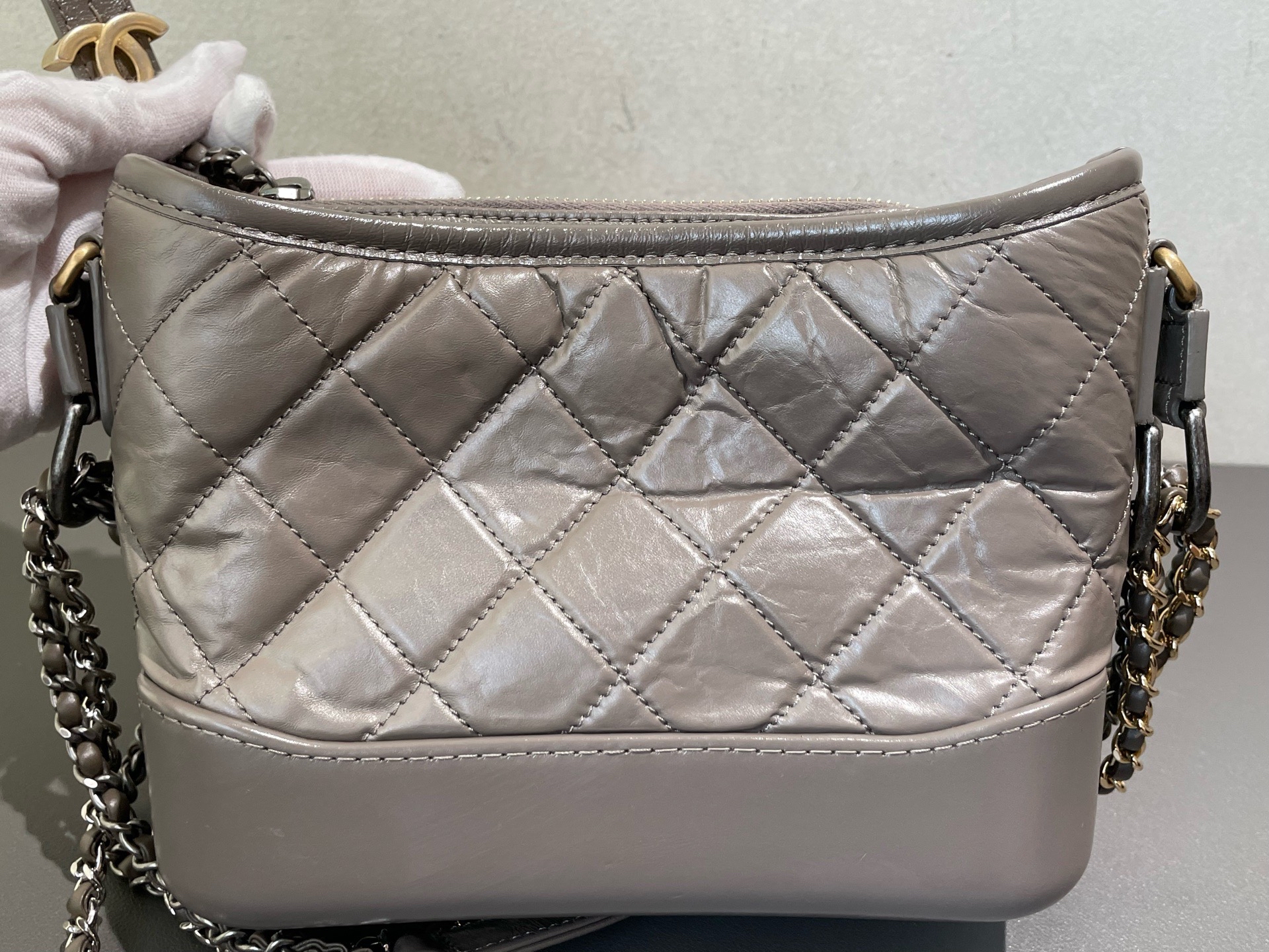 【預訂貨品】CHANEL 大象灰流浪包