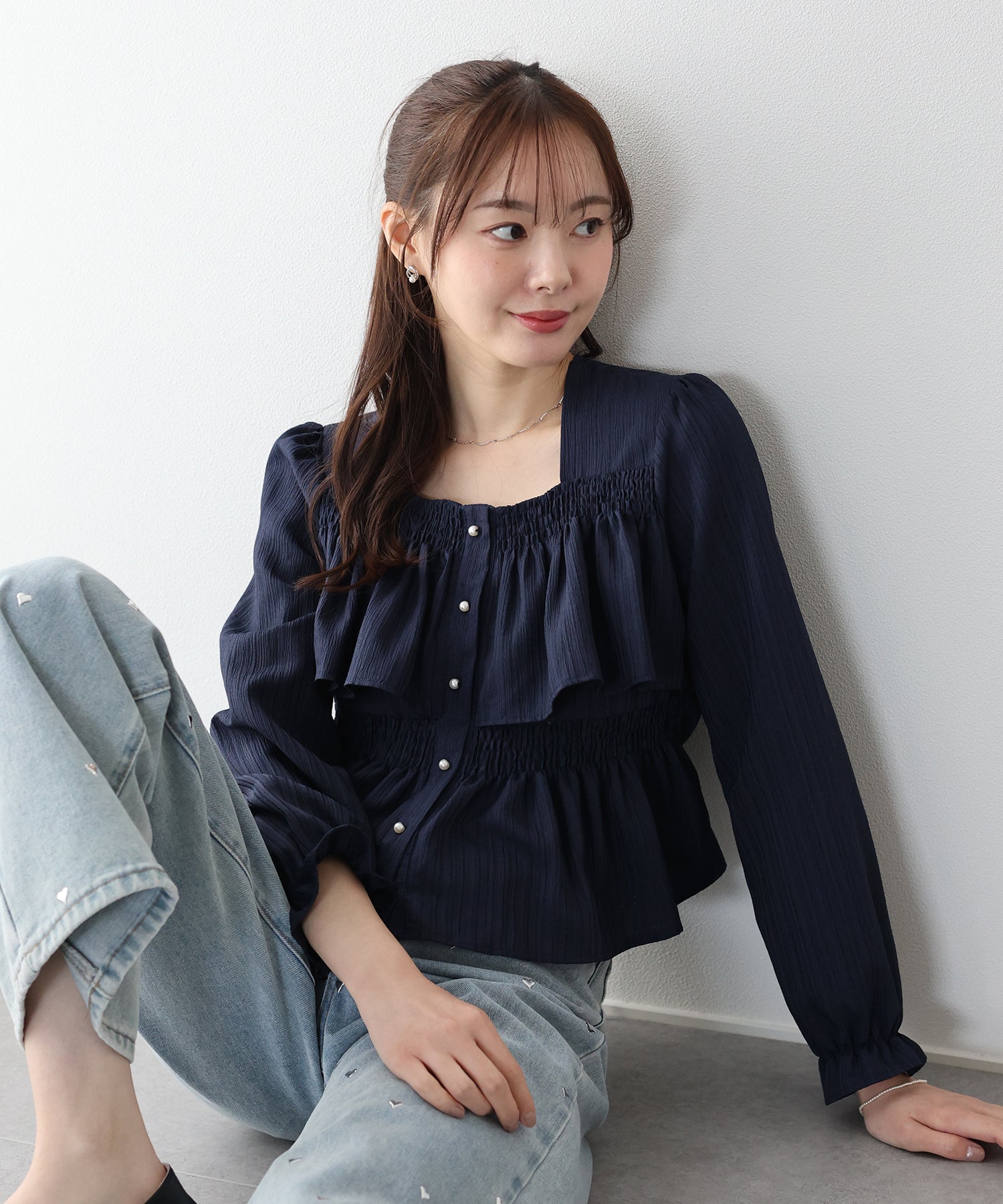 <JP> 後蝴蝶結🎀 小方領 Pearl Ruffles Blouse* 3色入 <預購>