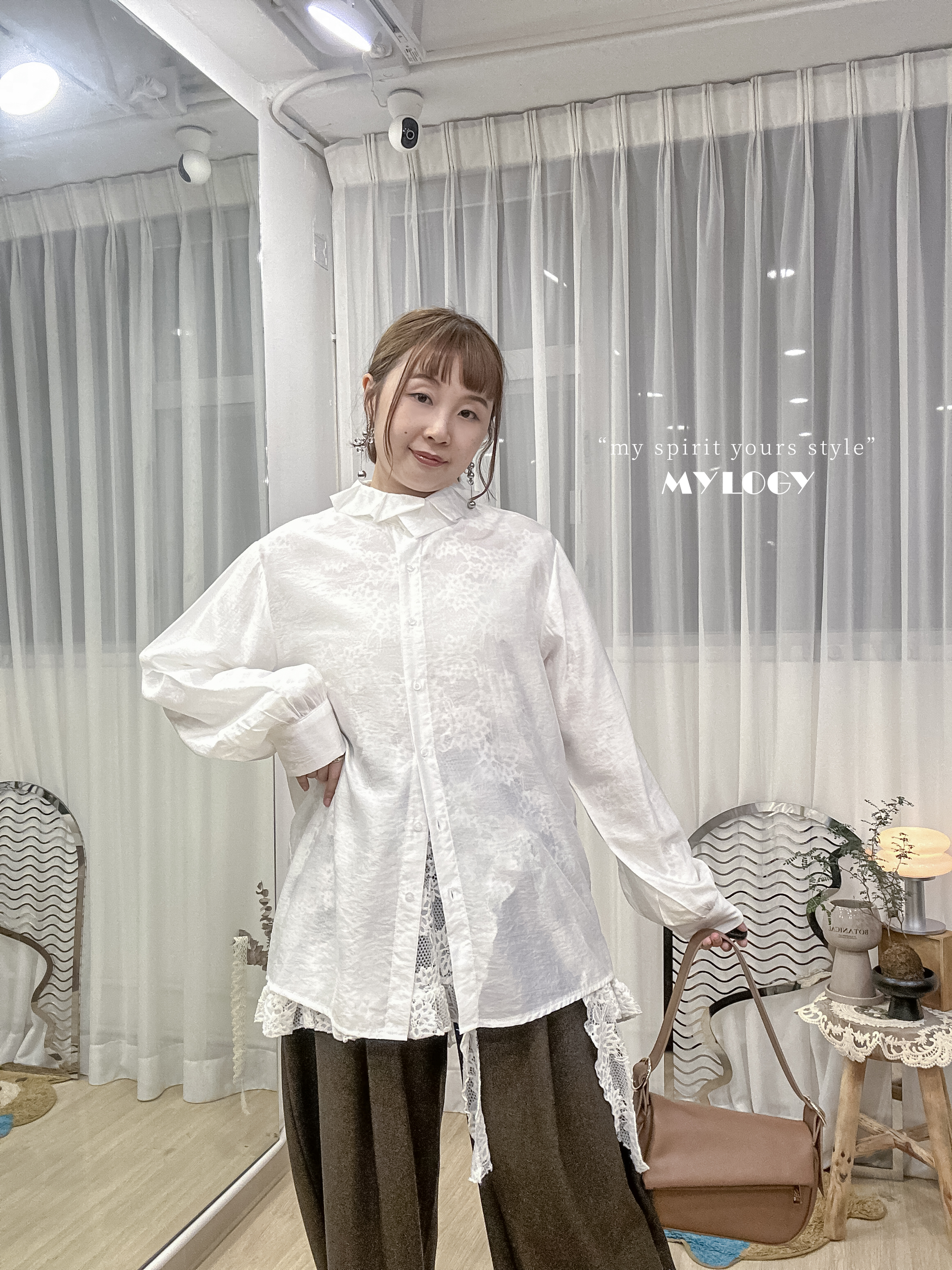 製造層次感～針織花花斜CUT內搭 IL0005