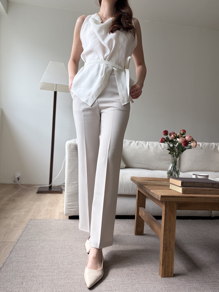 Classique Tailored Pants (Light Beige)