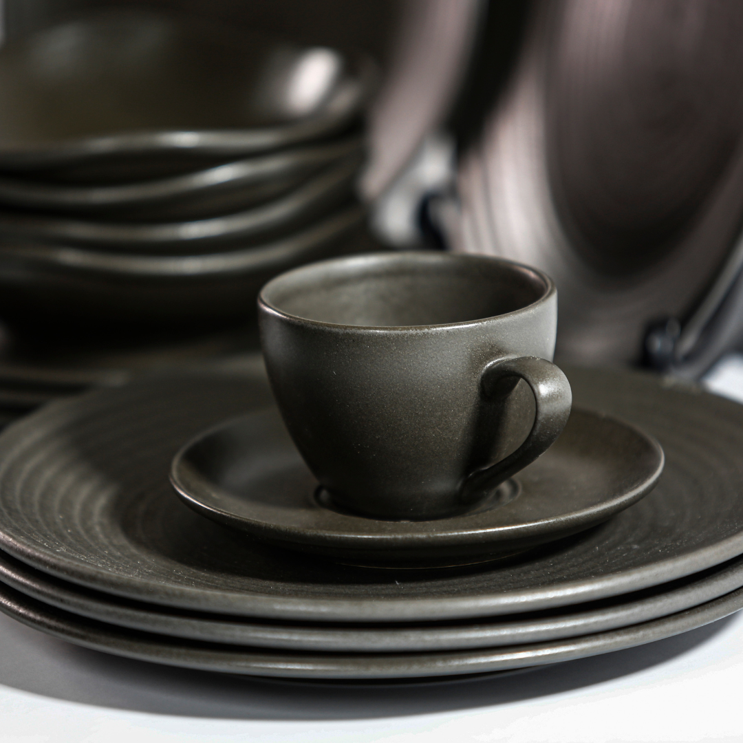 FUSION Series - Dinner Set for 4 Person