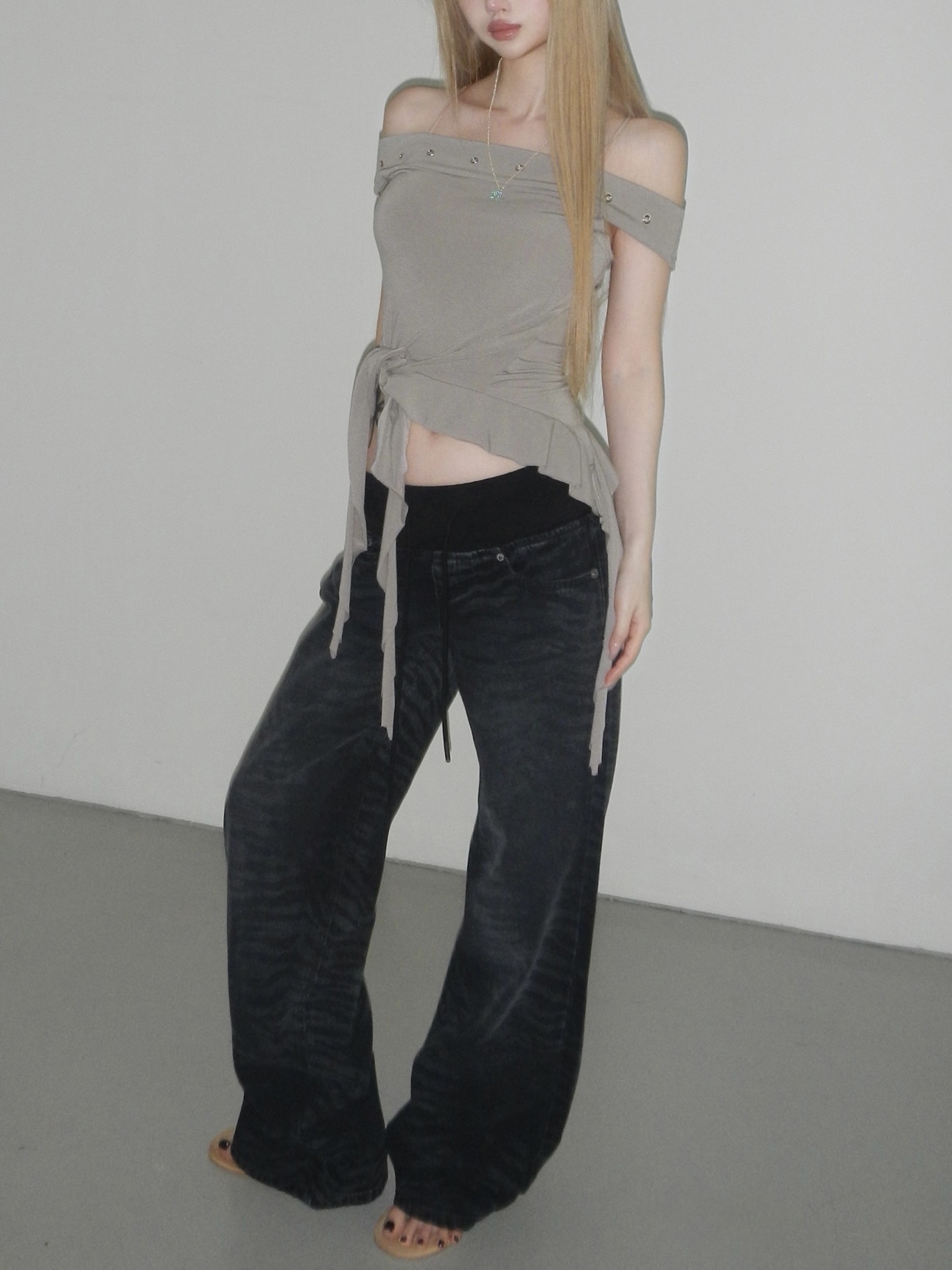 Zebra-Wash Wide Leg Denim Pants