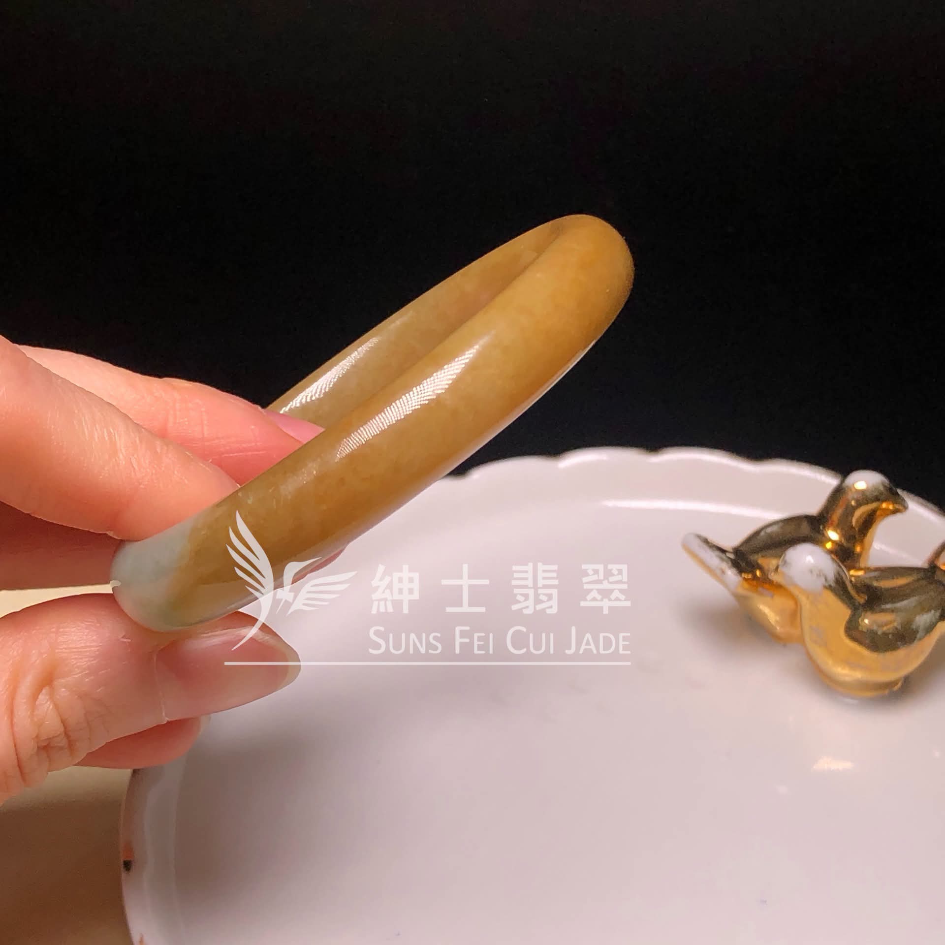YK00012 大馬坎翡色貴妃鐲53.6mm