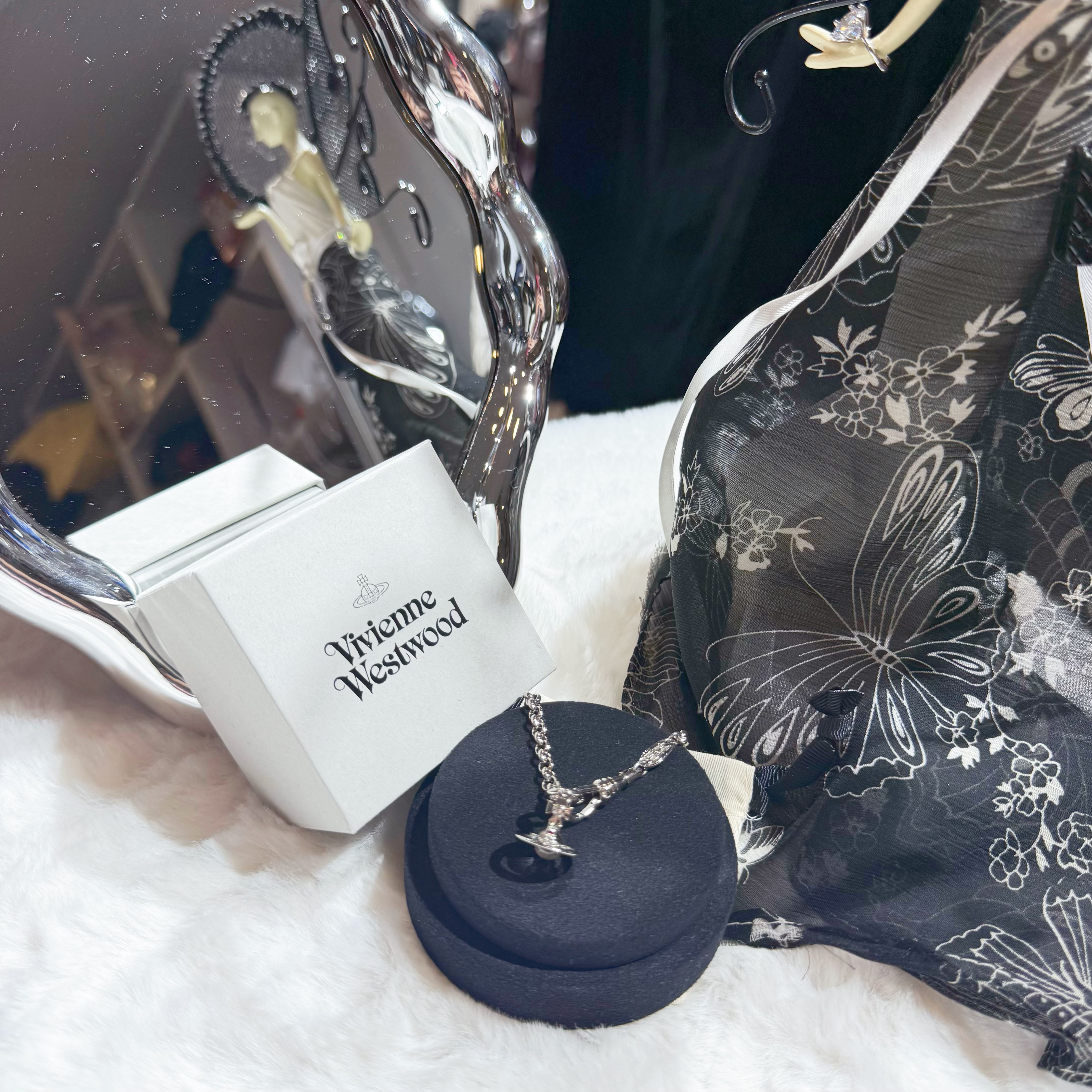 Vivienne Westwood 3d bracelet S