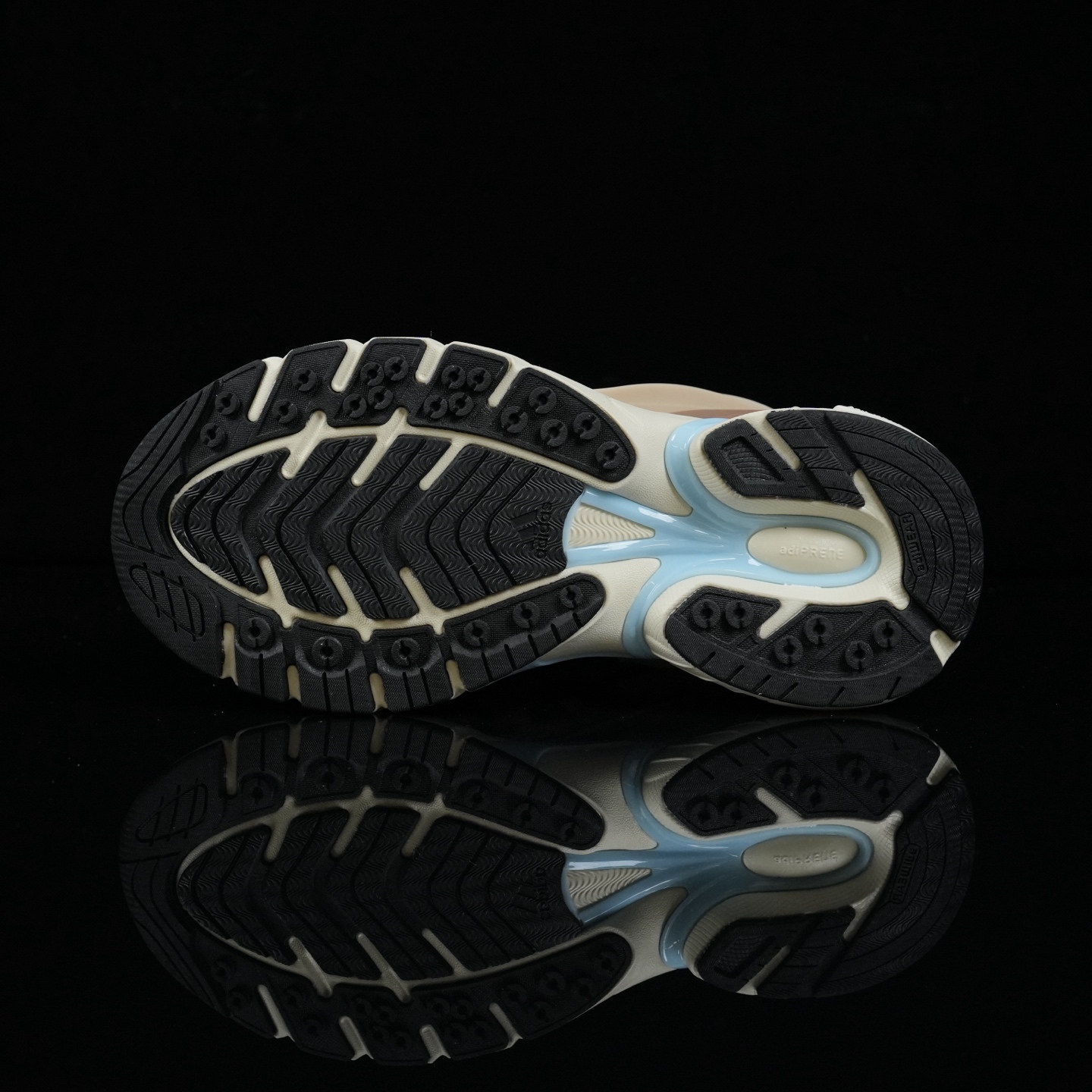 Pharrell Williams x Adidas Adistar Jellyfish JP9277