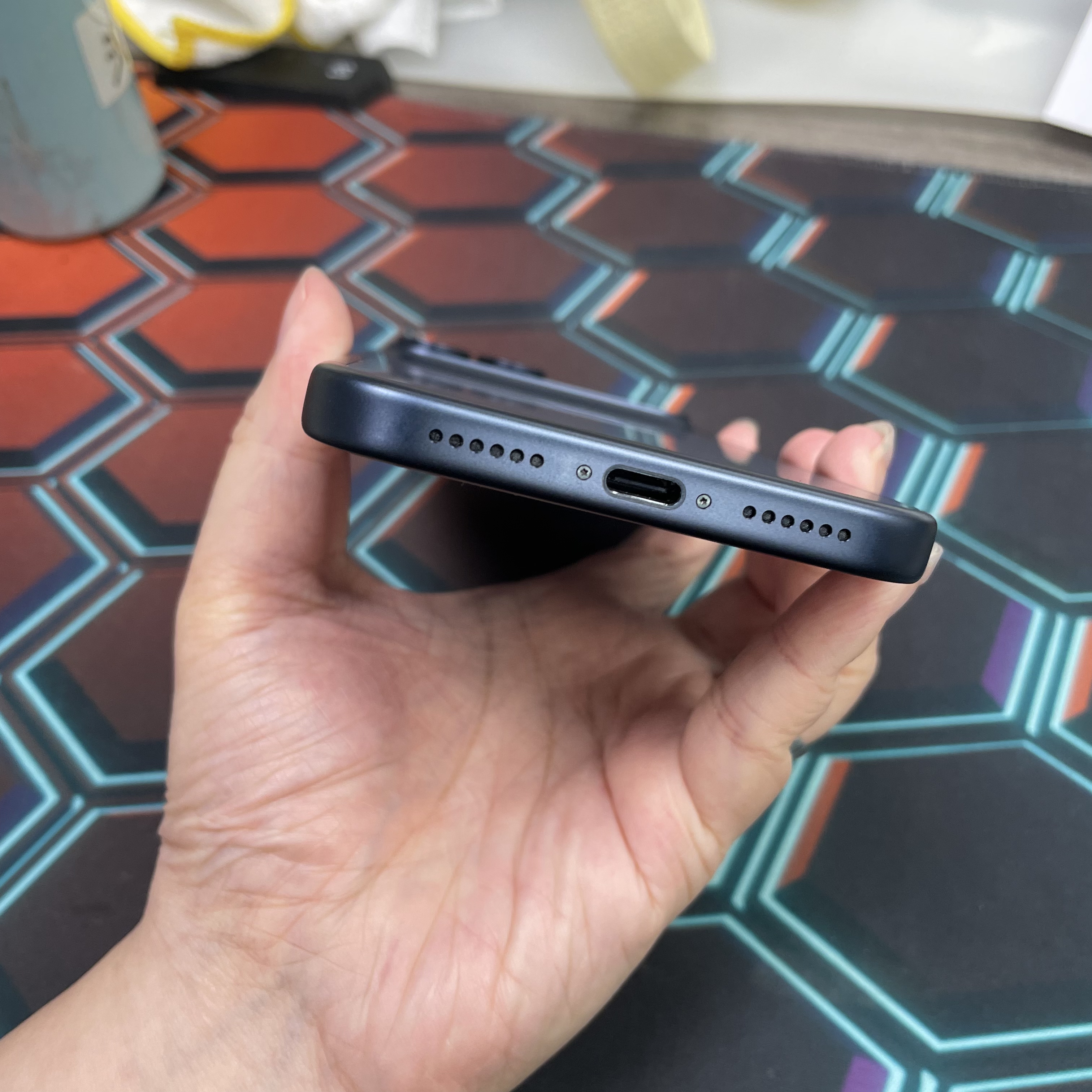 *8250 17 Pro max 完美機 1TB 電99 藍色 blue