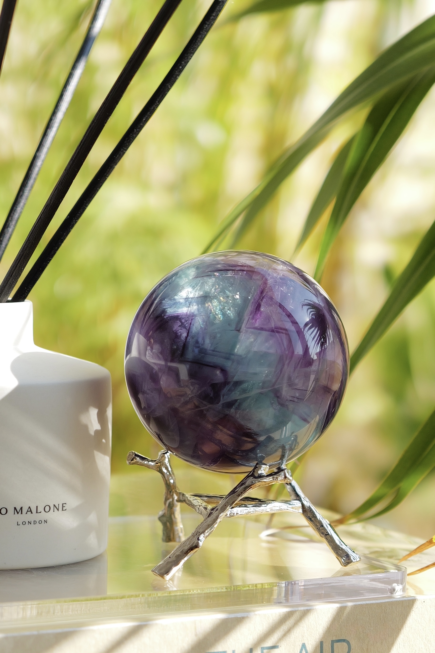 ༒1.1kg+ 8.4cm紫藍綠千層紋螢石球༒    FLa029H2MAG10FJ-RA3*6tm