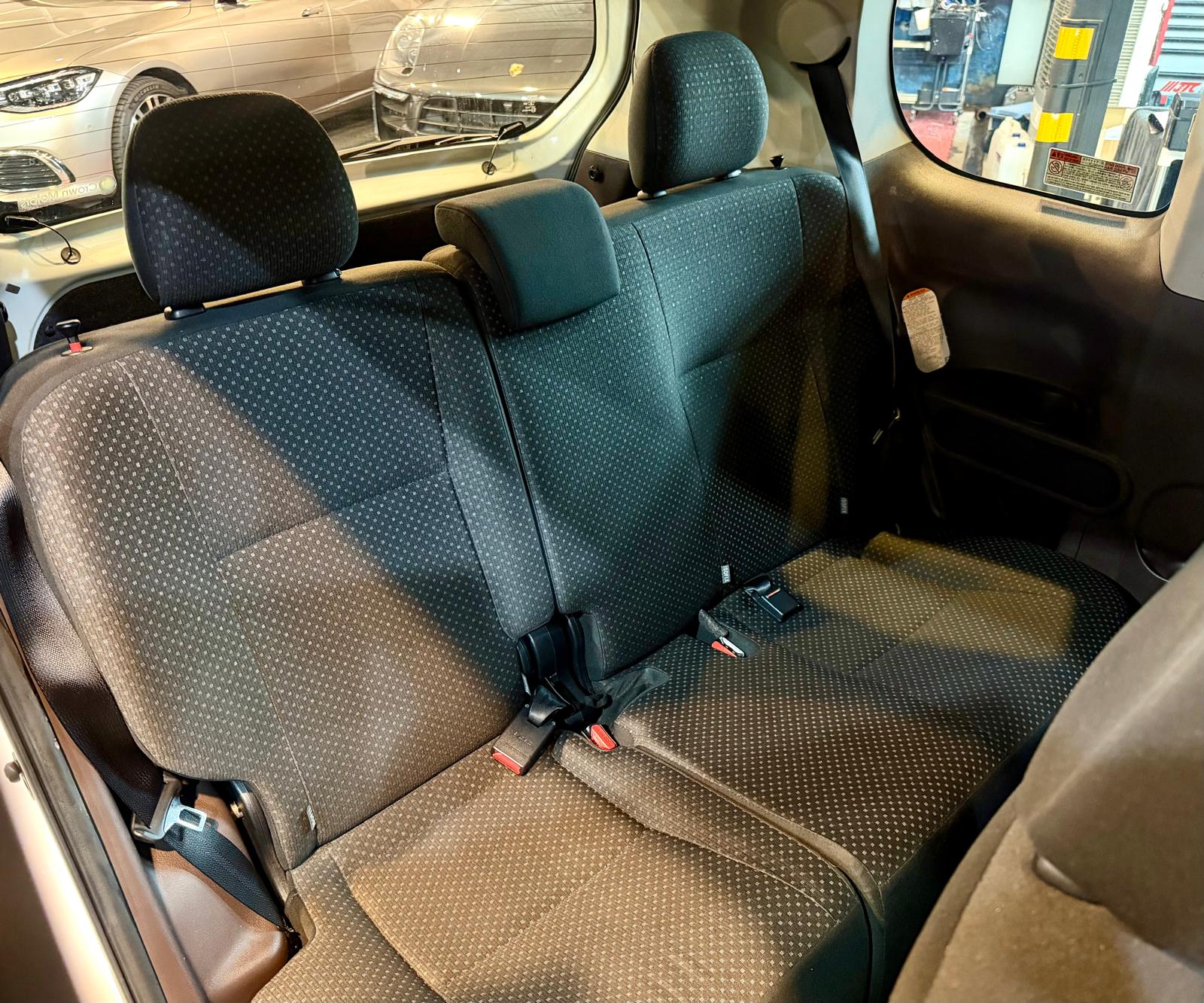 Toyota SPADE 1.5 Modellista 2015