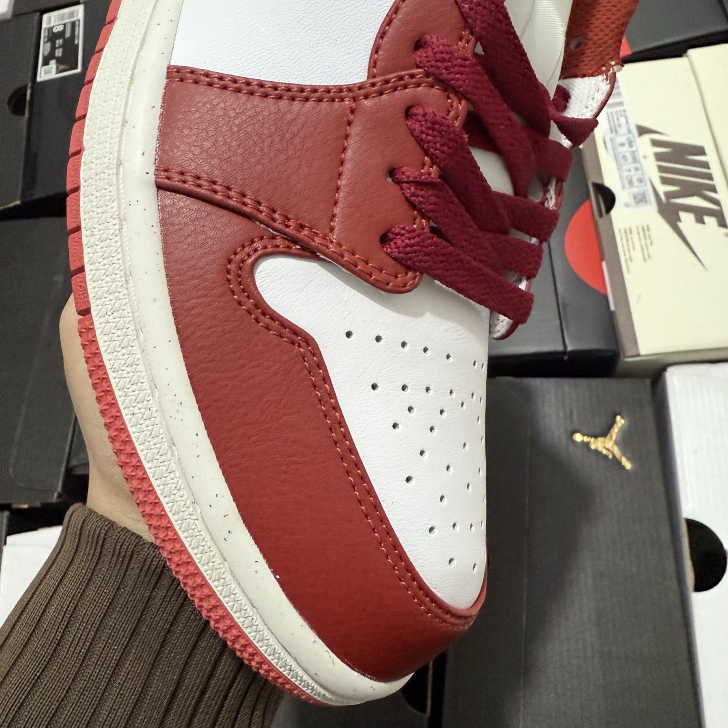 Nike Air Jordan 1 Low SE "Dune Red" FJ3459-160
