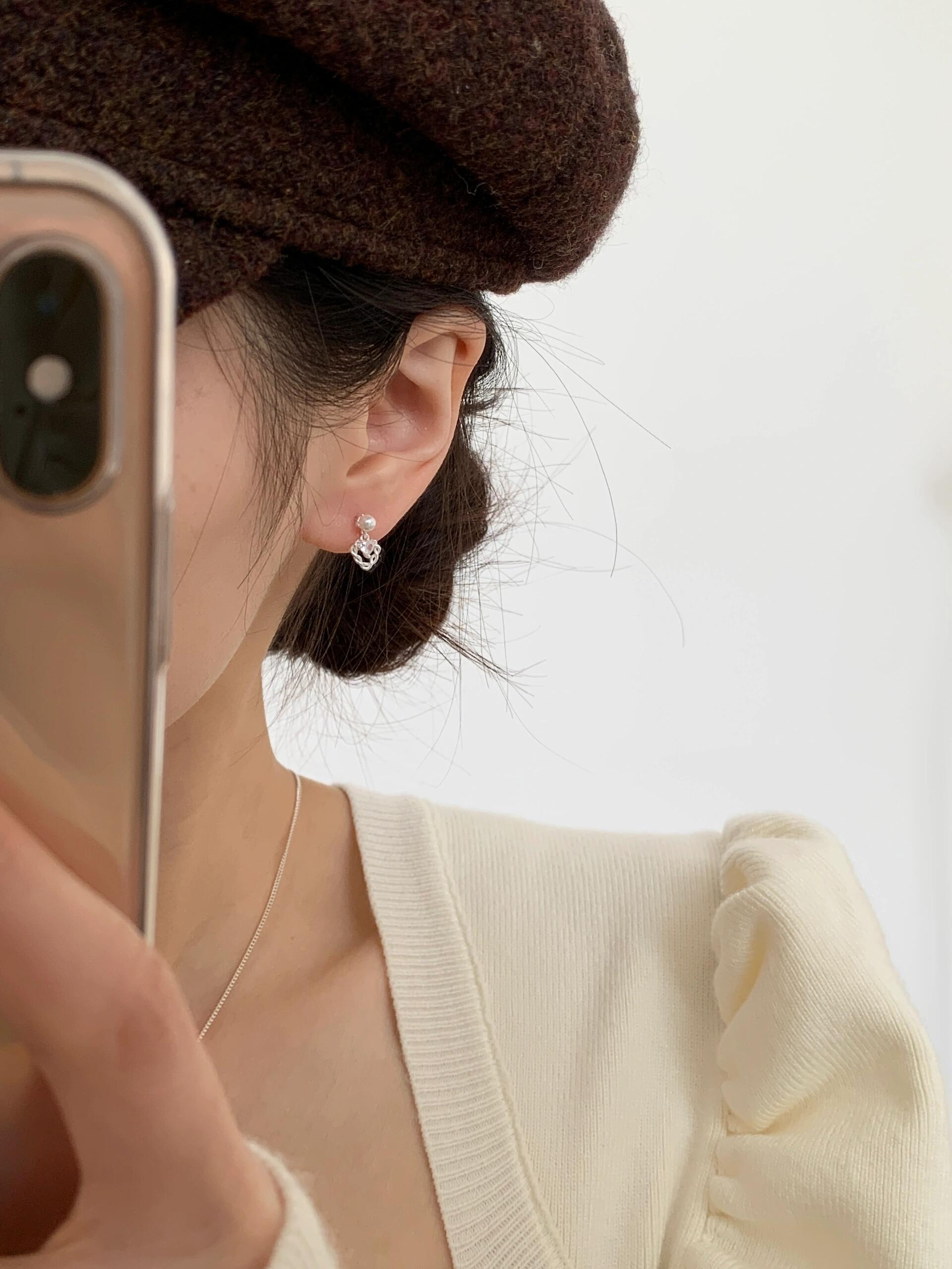 麻花爱心珍珠耳钉