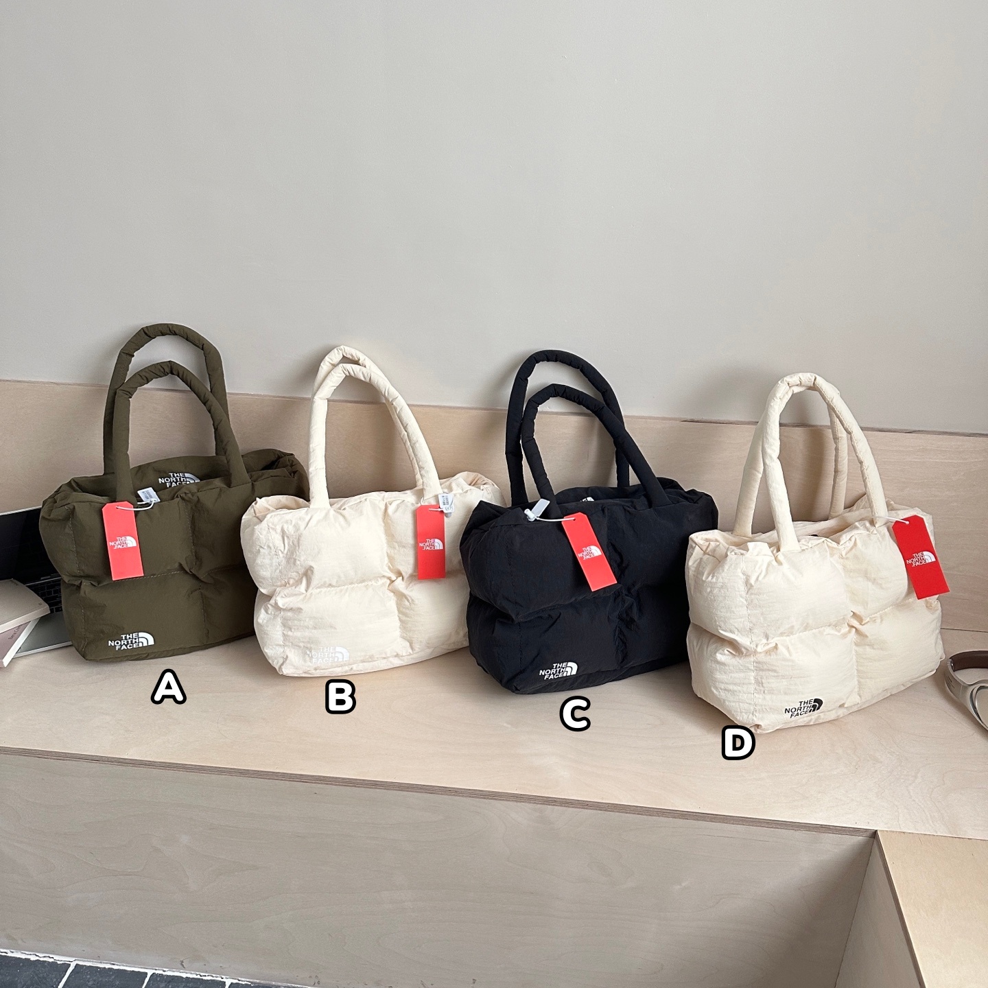 The North Face 大容量手提單肩雲朵包