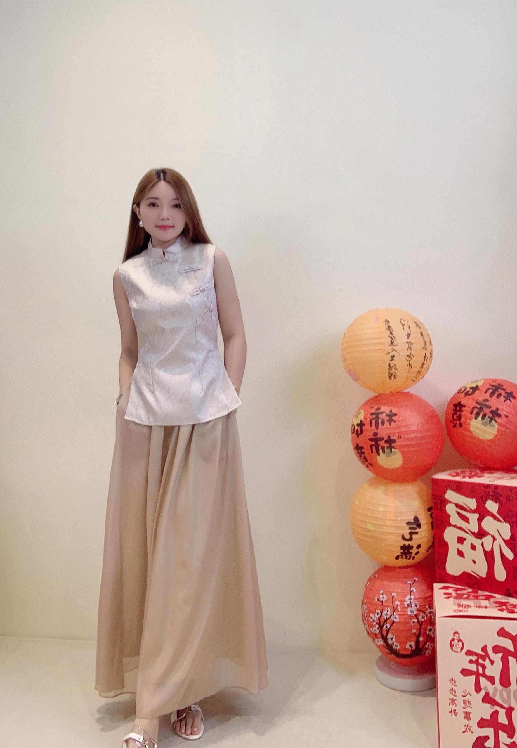 独家轻柔A line 半裙 1633