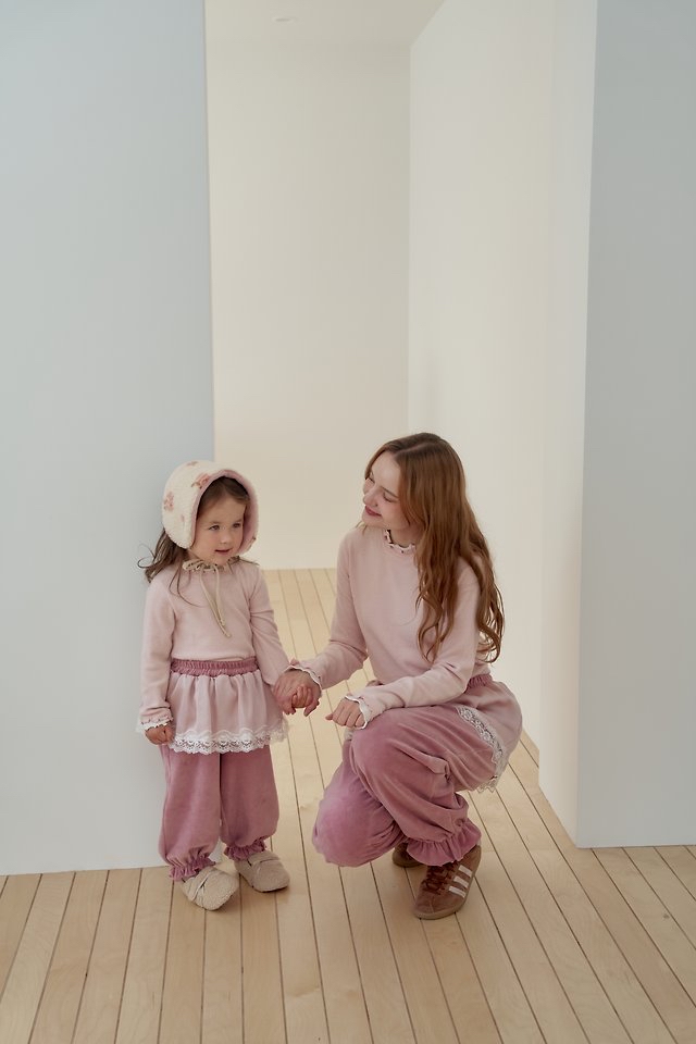 Momoann | Lily Polati with Mom