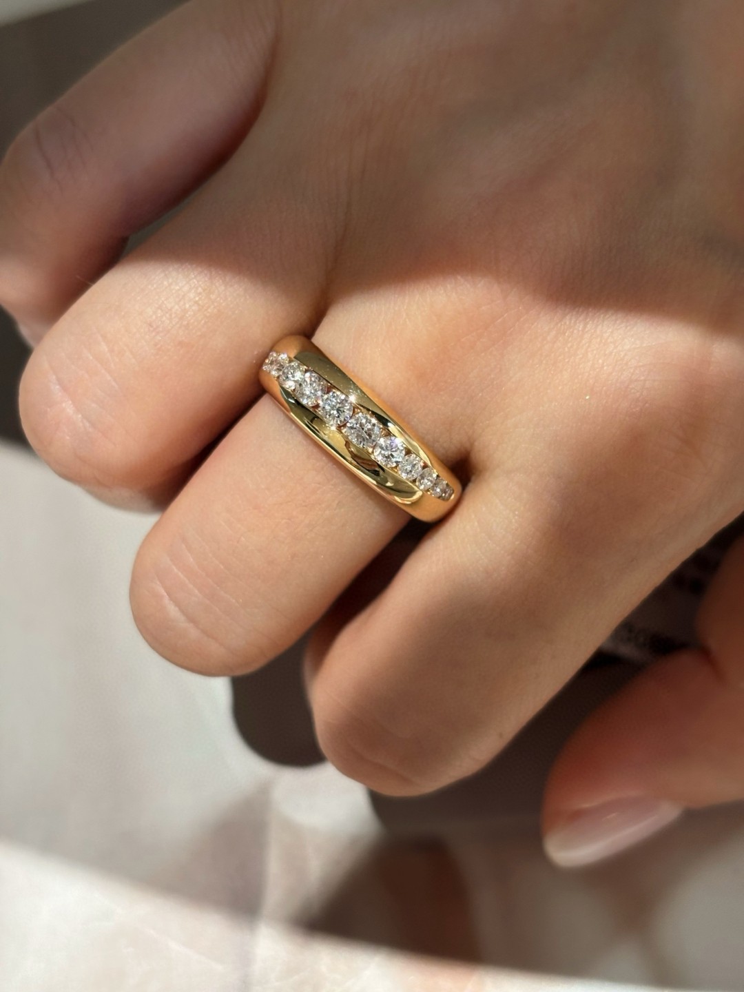 18K Lab Diamond Ring 