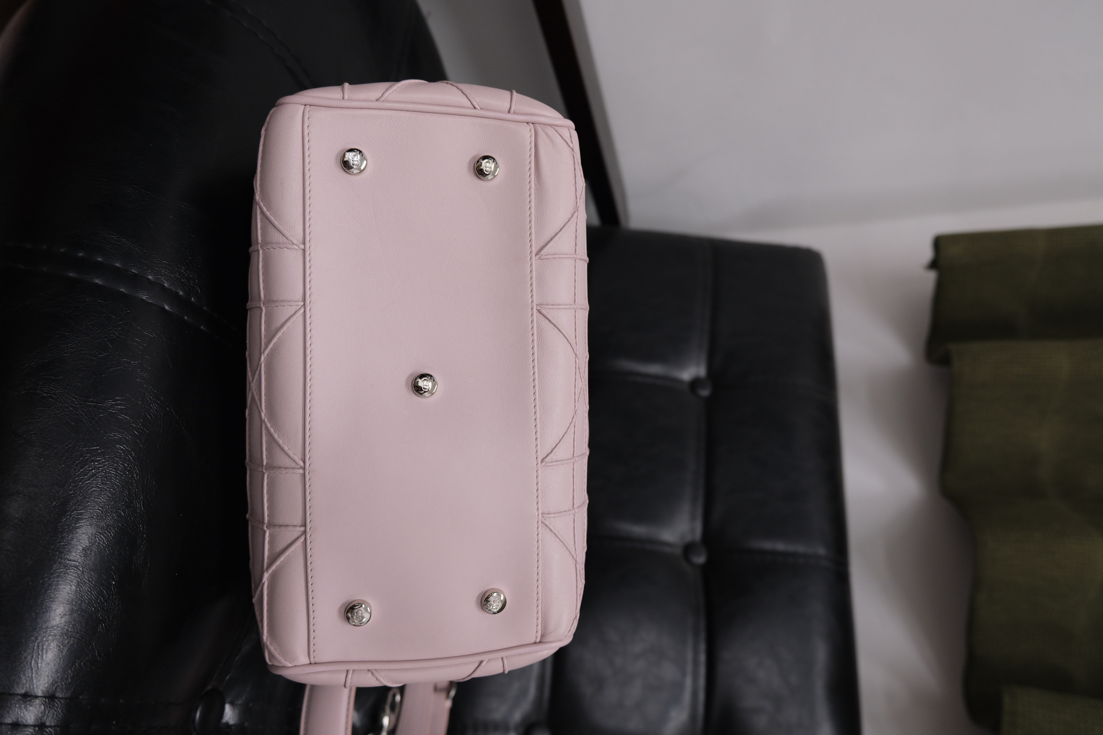 Cannage Leather 2 Way Handbag Pink