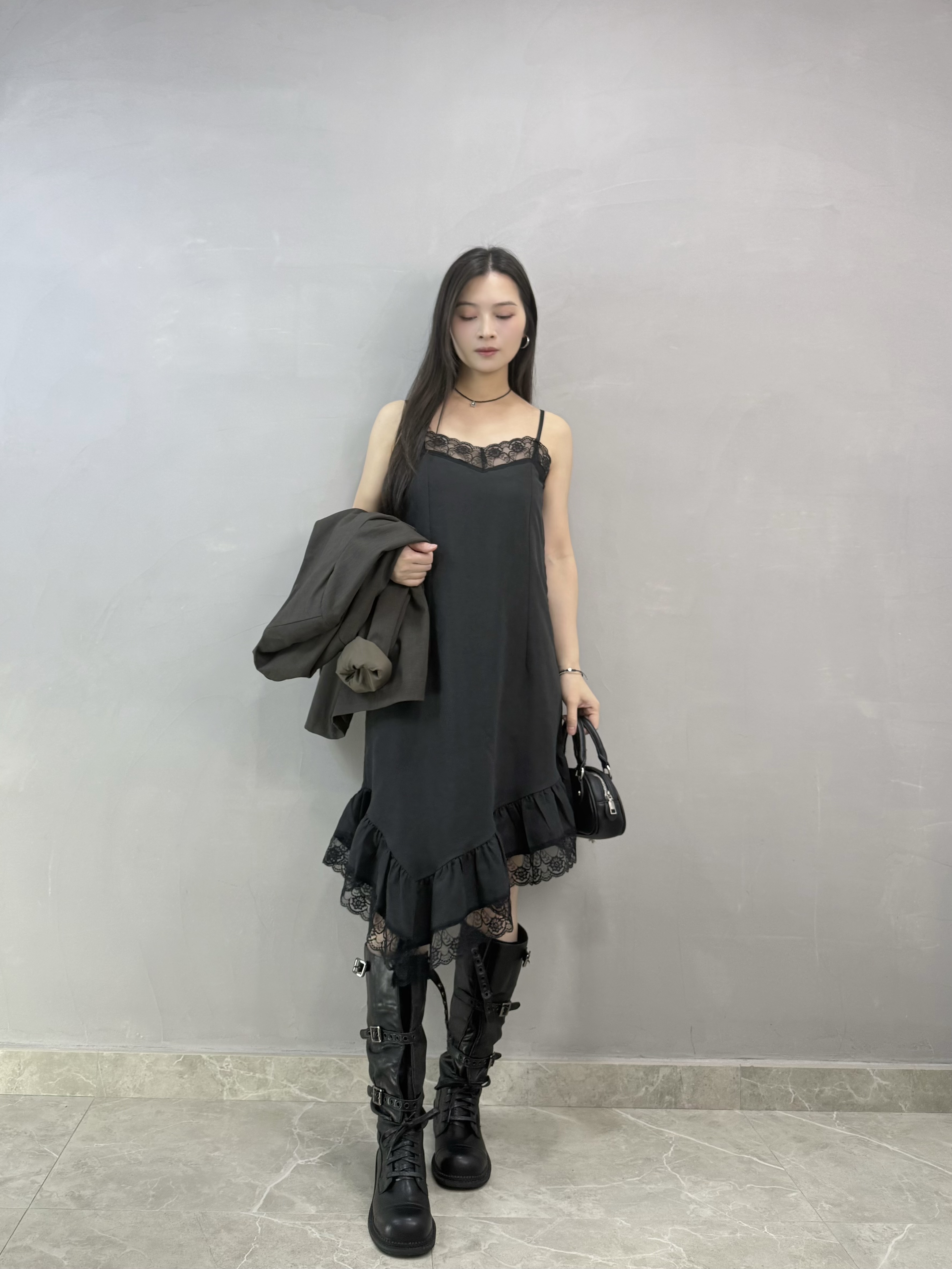I20 吊帶斜cut lace Ops