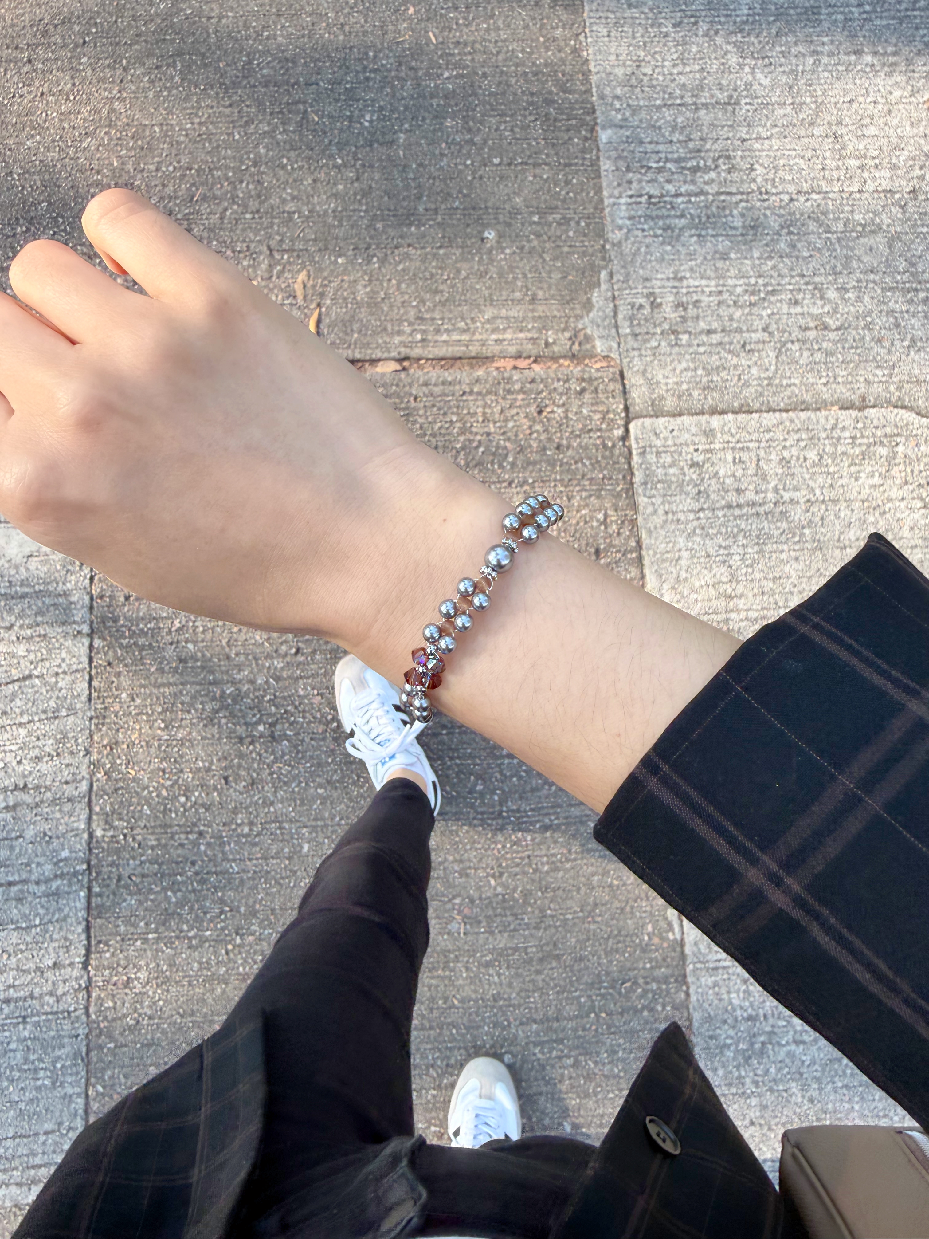 灰珍珠花織手鍊/棕色 