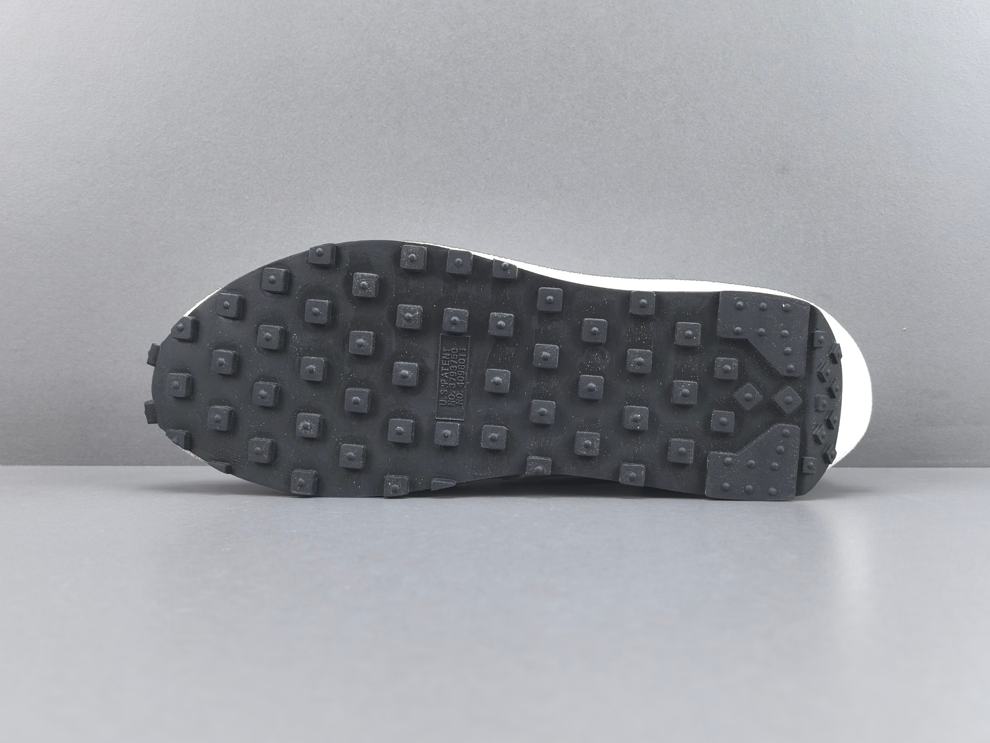 Nike LD Waffle Sacai Summit White  BV0073-100