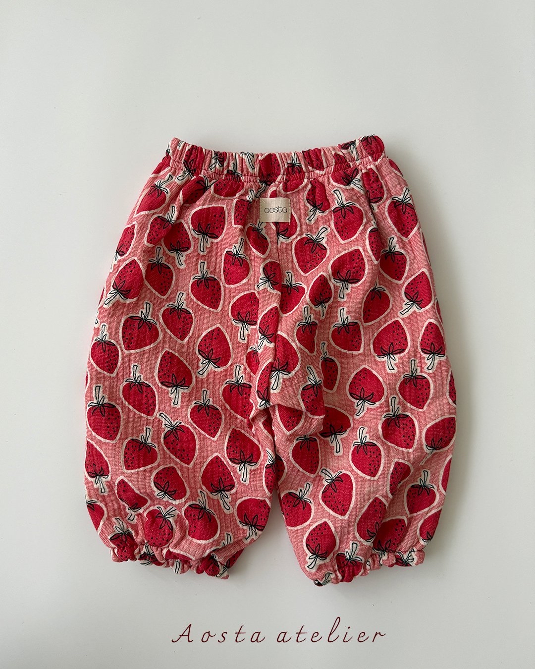 Aosta | [Strawberry Pants]