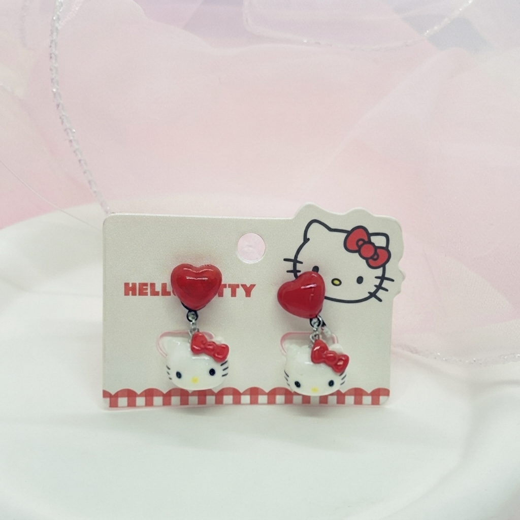 Hello Kitty 紅色愛心耳夾