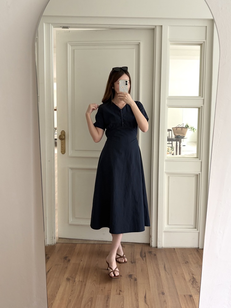 Evie Front Button Dress (Navy)