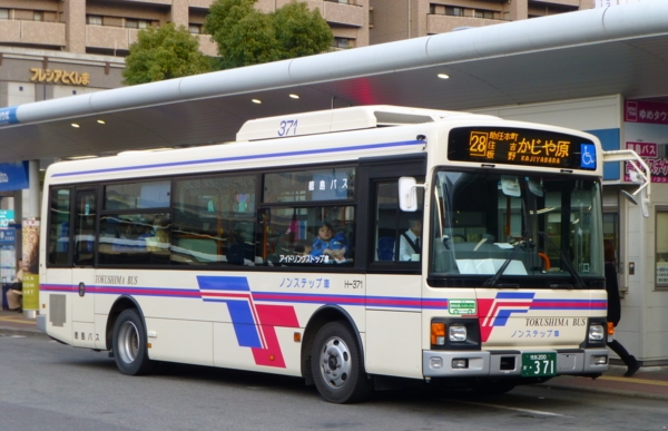 日本Tomytec 仿真巴士模型（1：80比例）每款每台$280