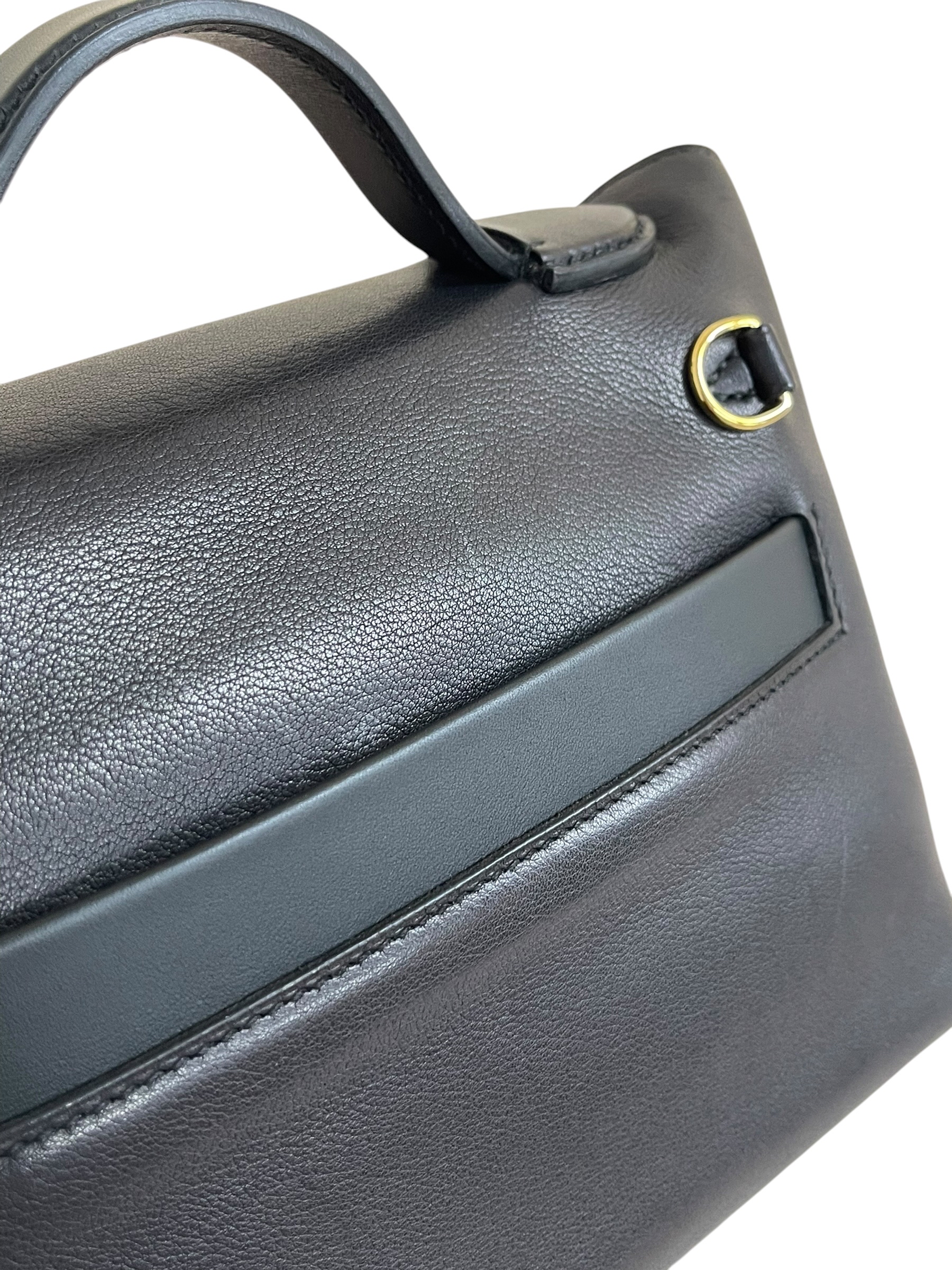 Pre-owned Hermes 2424 / Stamp W / Product Code: 063005