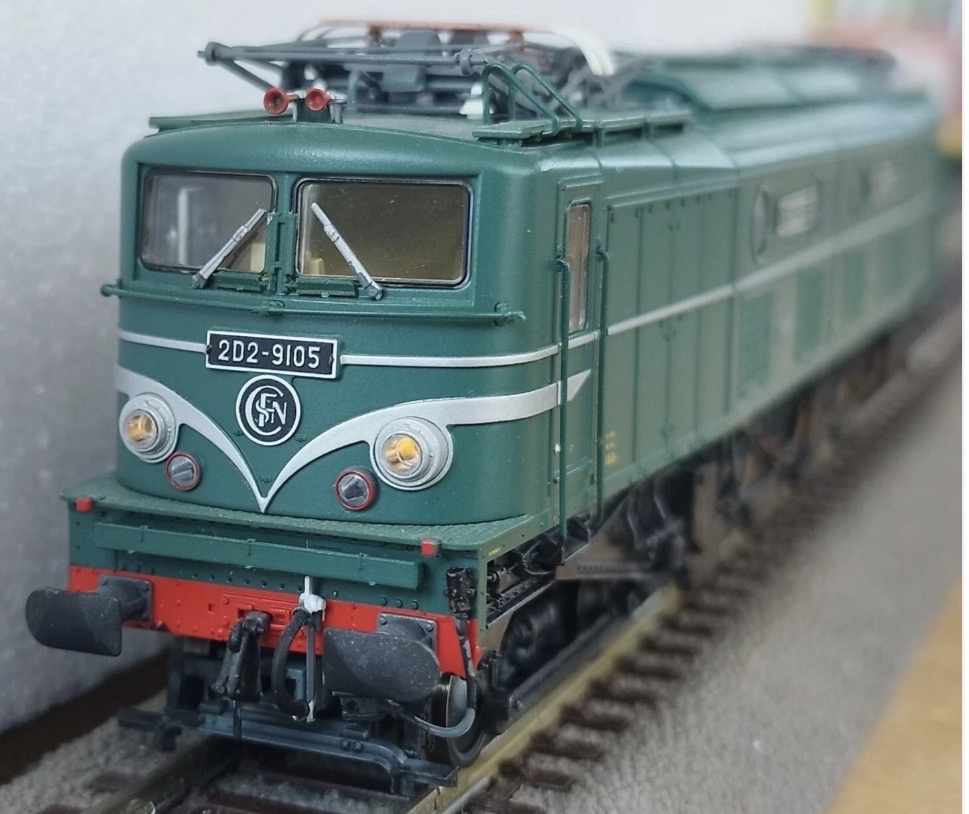 HO比例法國SNCF 2D2 9105 GRG2型電力機車（附解碼器）