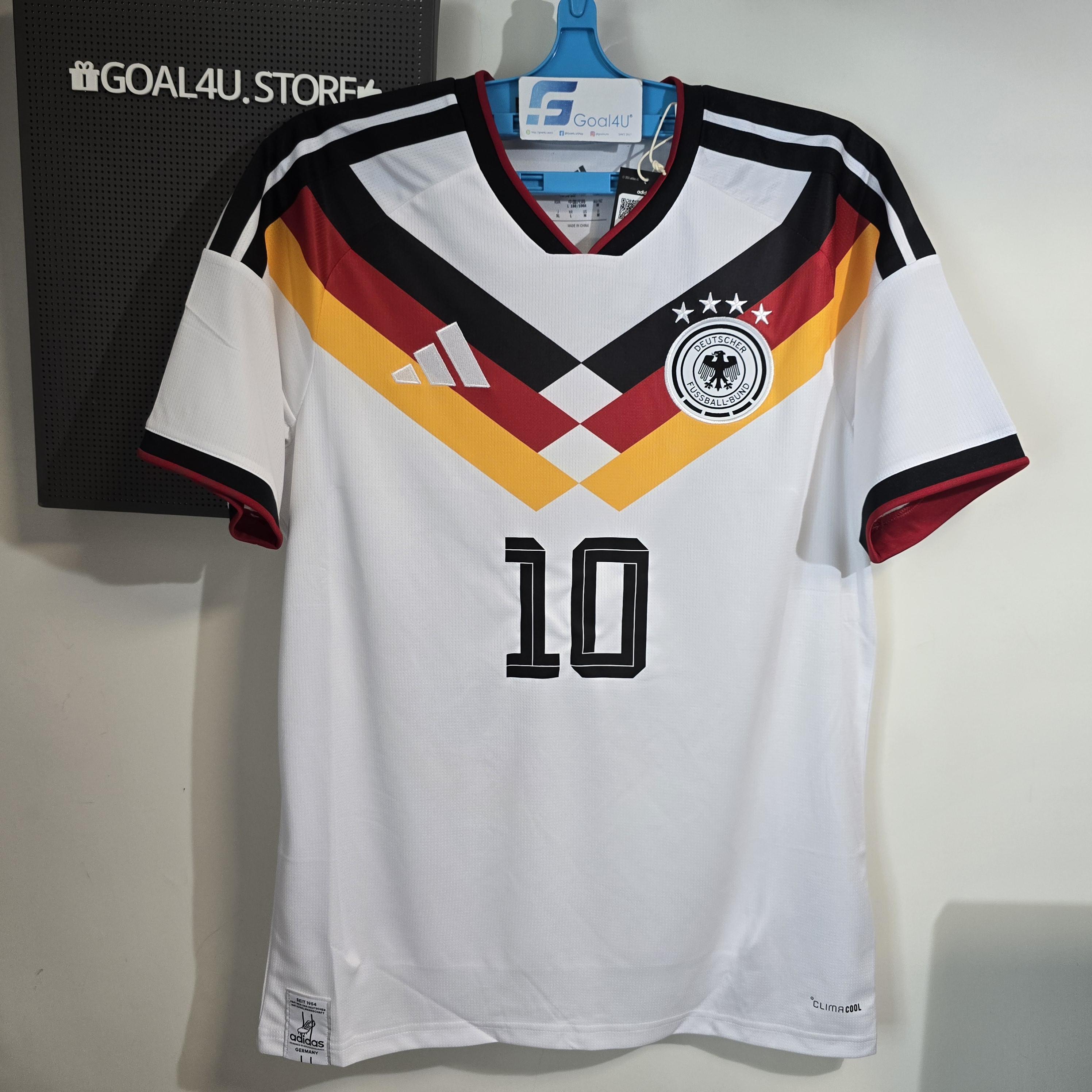#部分碼現貨 ⚪⚫🟥🟨 向冠軍榮耀致敬的最後戰袍  Adidas Germany 德國 2025-26 主場球迷版球衣 (可加印球員印字及臂章) KD8363