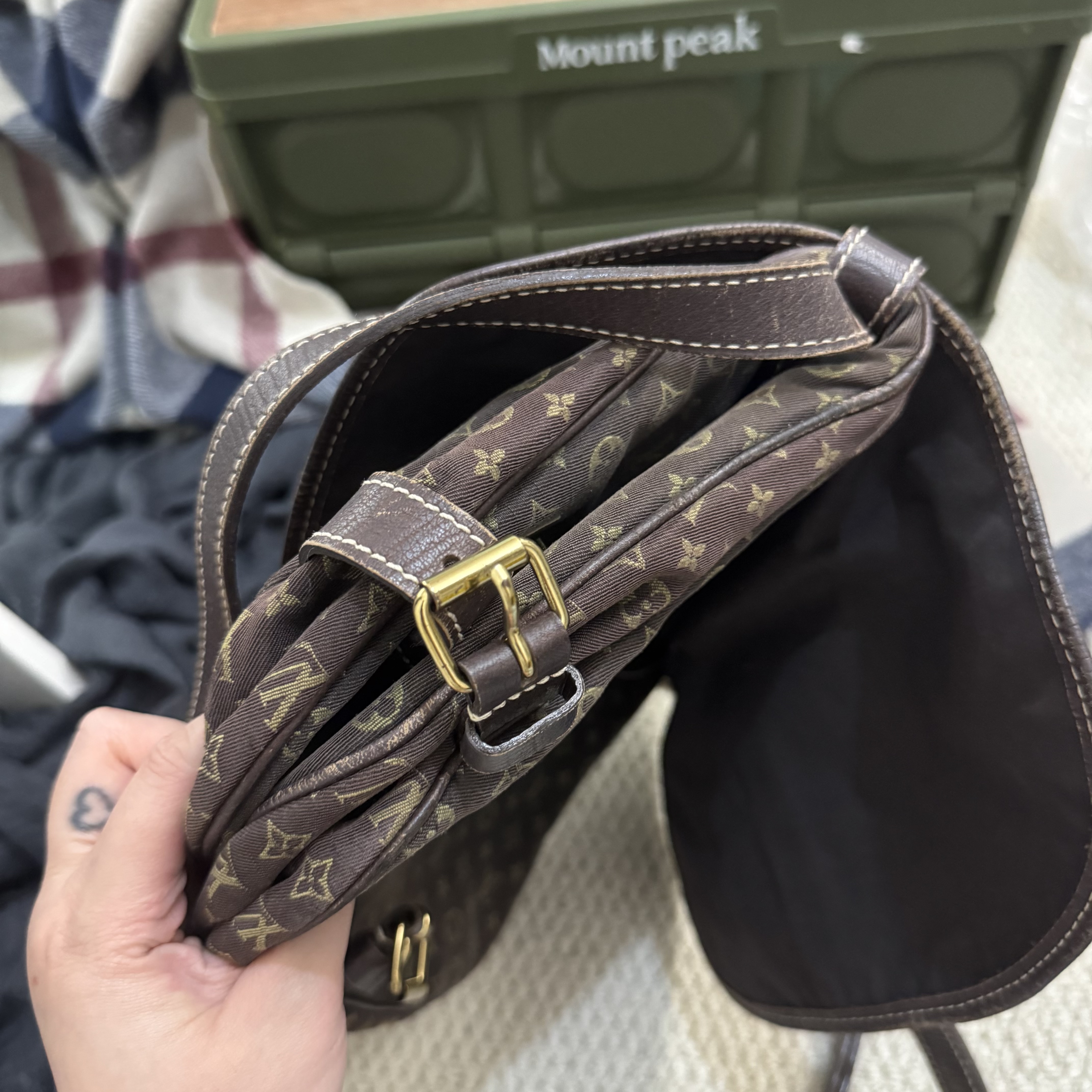 𝐋𝐨𝐮𝐢𝐬 𝐕𝐮𝐢𝐭𝐭𝐨𝐧 𝐕𝐢𝐧𝐭𝐚𝐠𝐞 𝐃𝐞𝐧𝐢𝐦 雙子星✨