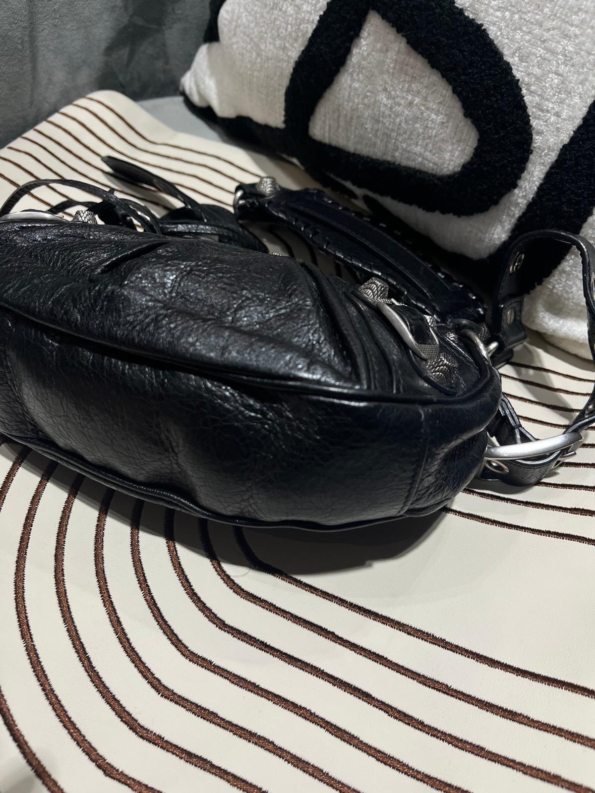 BALENCIAGA Le Cagole XS Shoulder Bag 黑色牛皮671309 100%Authentic, 95%New ✅Mirror✅ pouch✅dust bag  