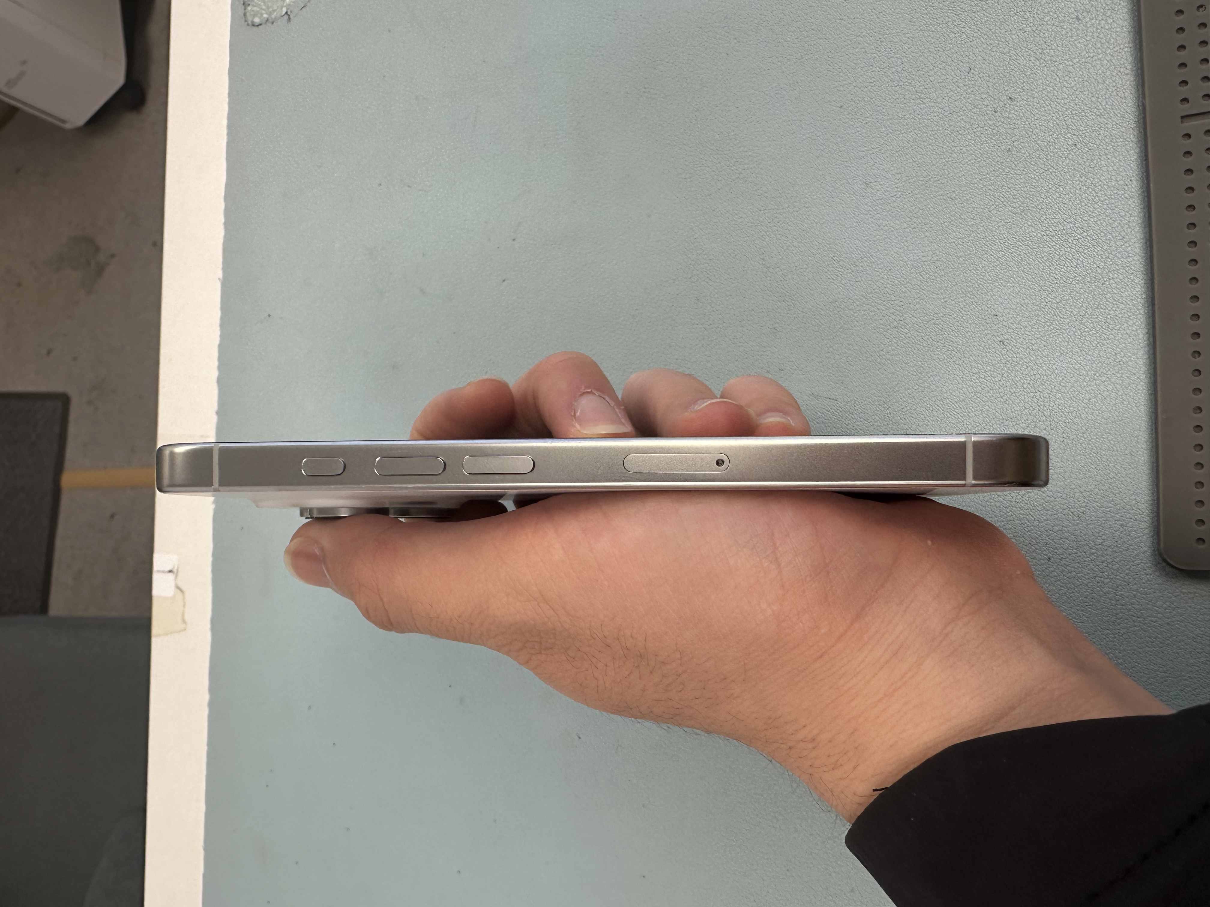 *6060 16 Pro 勁靚機 512GB 電89 白色 White